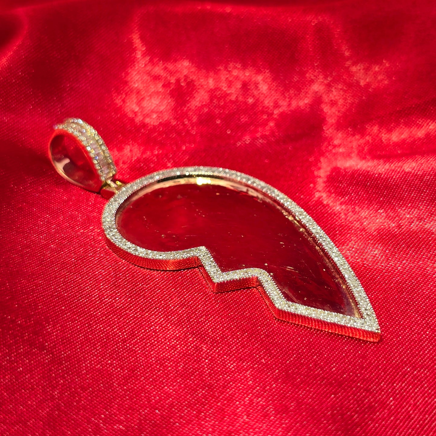 10k Yellow Gold Diamond Broken Heart Pendant 0.75 ctw
