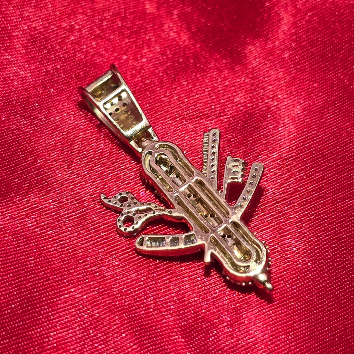 Barber Pole Pendant 0.50 ctw Diamond 10K Yellow Gold