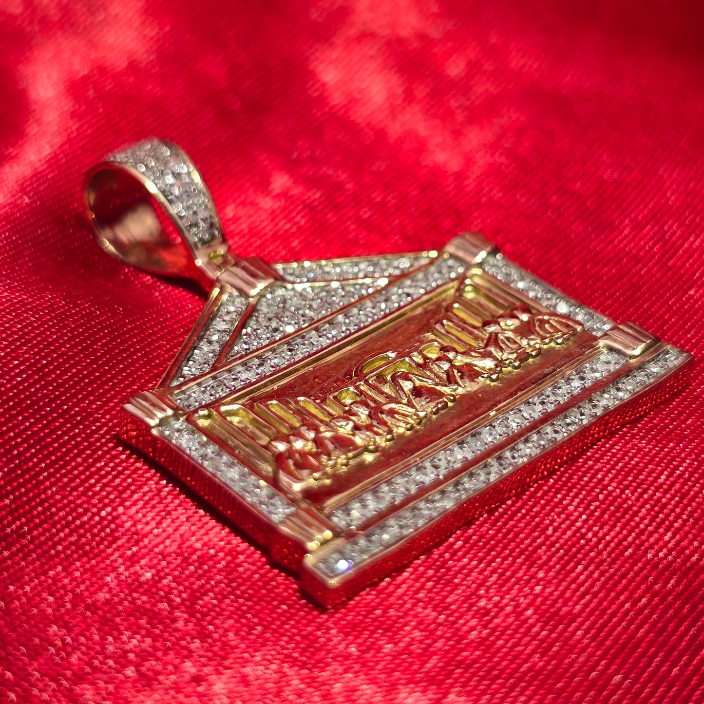 Last Supper Jesus Pendant 0.39 ctw Diamond 10K Yellow Gold