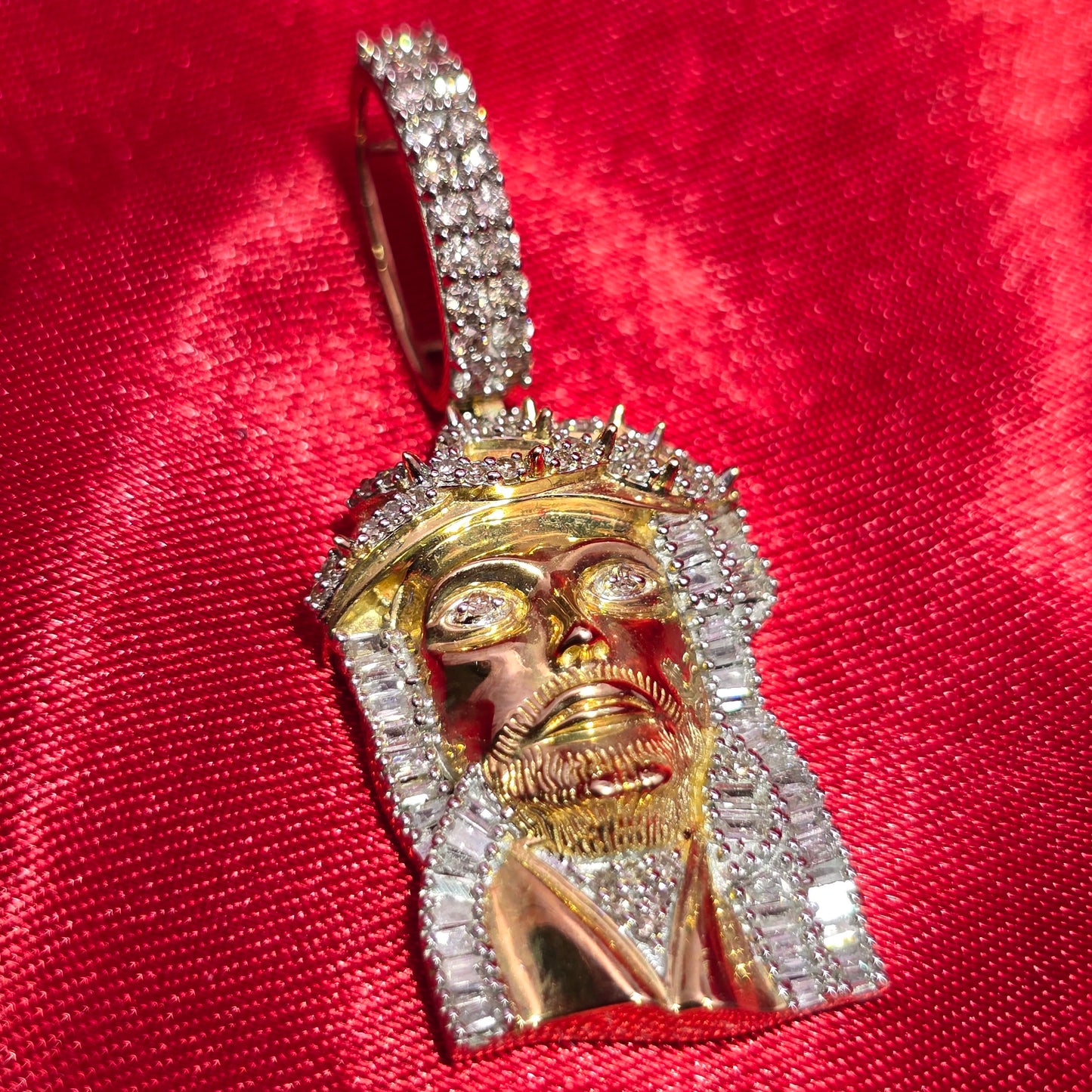 Jesus Head Pendant 0.75 ctw Diamond 10K Yellow Gold