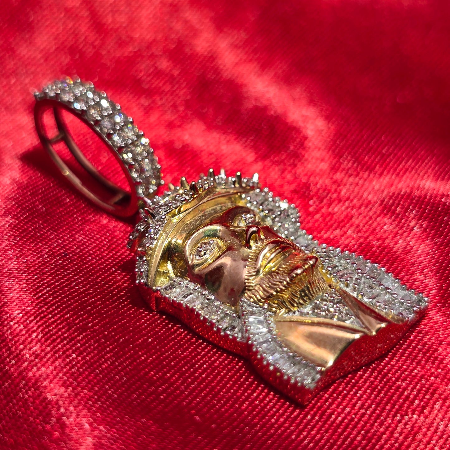 Jesus Head Pendant 0.75 ctw Diamond 10K Yellow Gold