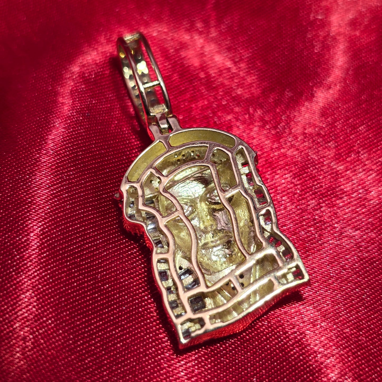 Jesus Head Pendant 0.75 ctw Diamond 10K Yellow Gold