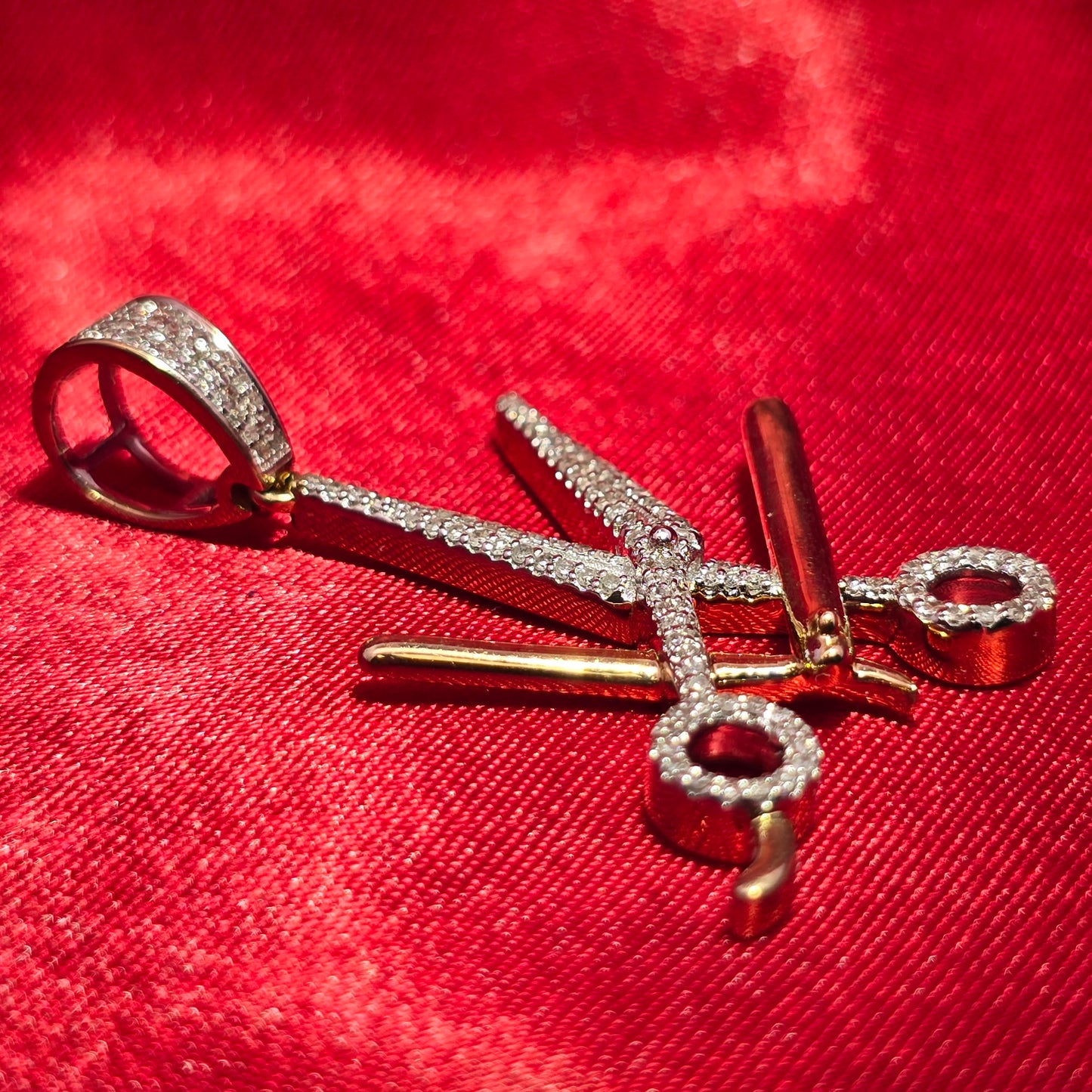 Barber Scissor Pendant 0.33 ctw Diamond 10K Yellow Gold