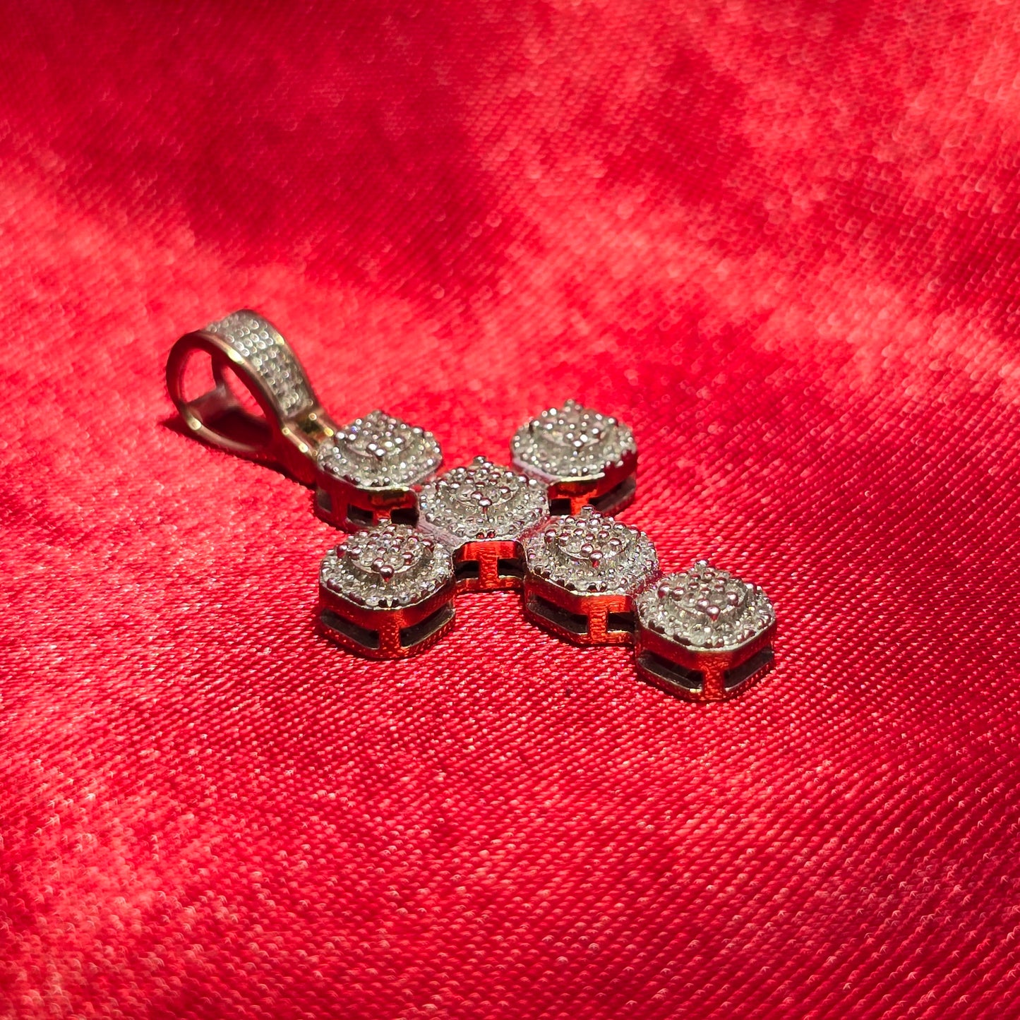 Cross Pendant 0.25 ctw Diamond 10K Yellow Gold
