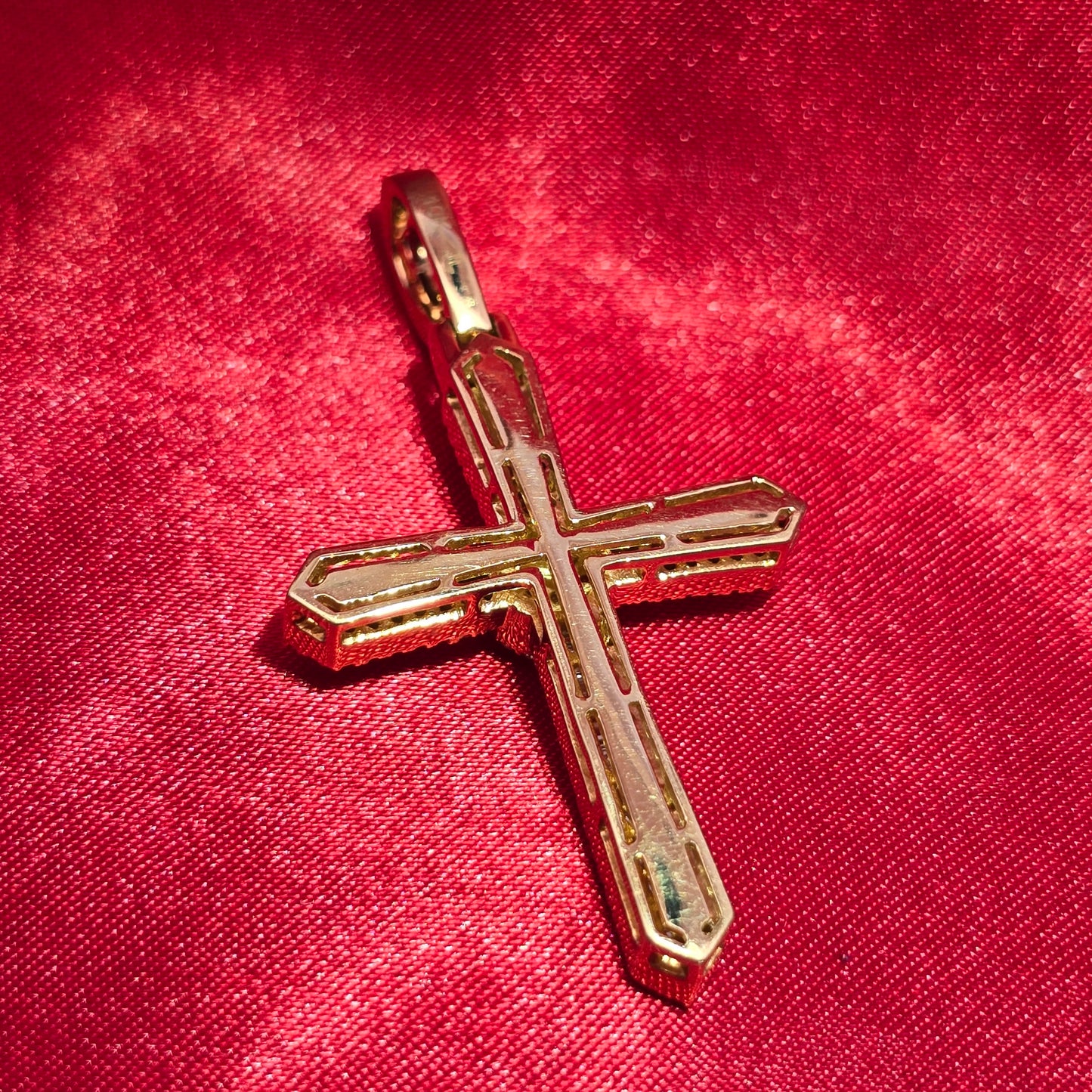 Cross Pendant 0.98 ctw Diamond 10K Yellow Gold