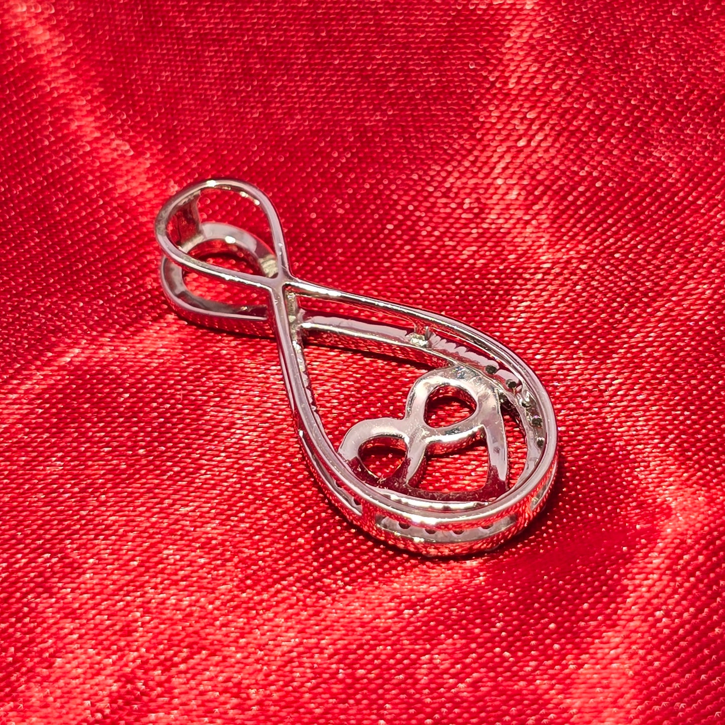 Infinite Heart Pendant 0.10 ctw Diamond 10K White Gold