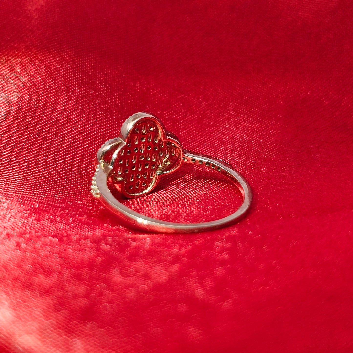Vintage Alhambra Ring 0.65 ctw Diamond 10K Yellow Gold