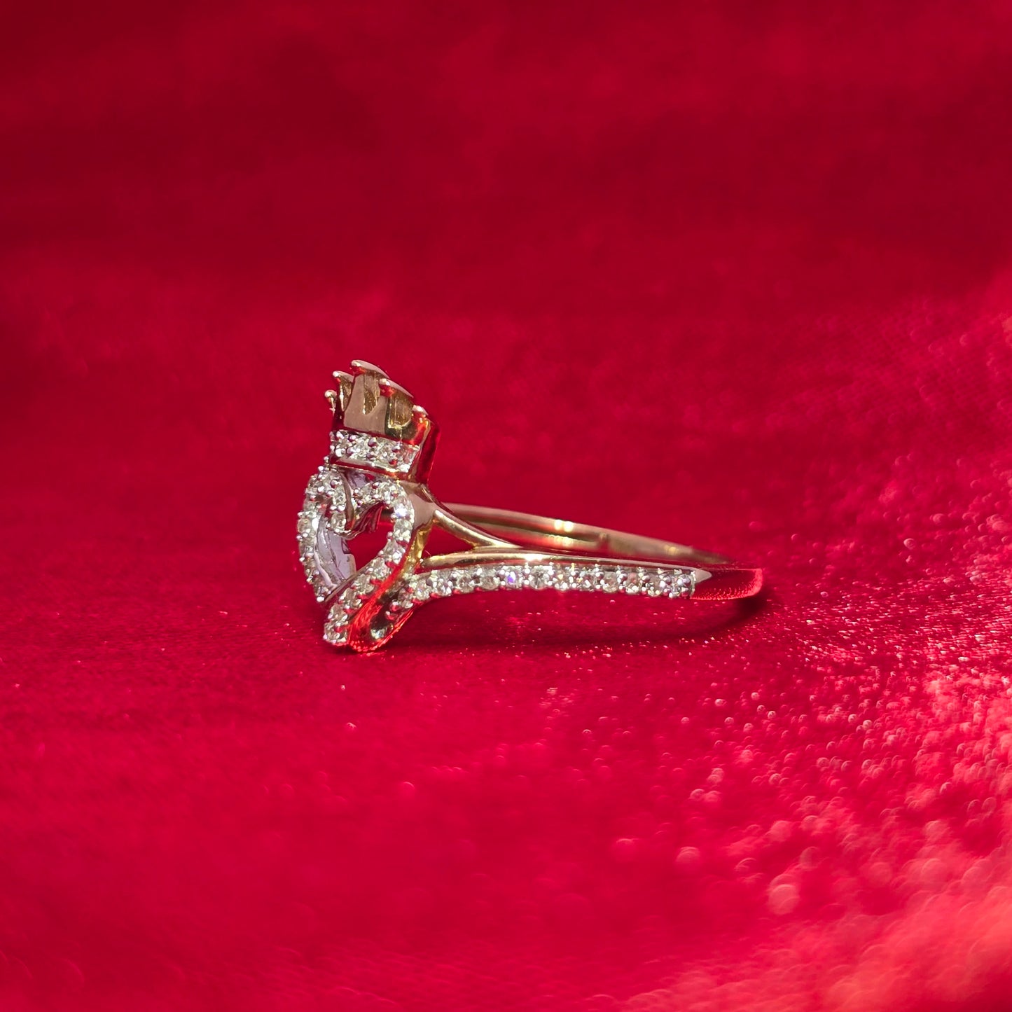 Heart Crown Ring 0.12 ctw Diamond 10K Yellow Gold