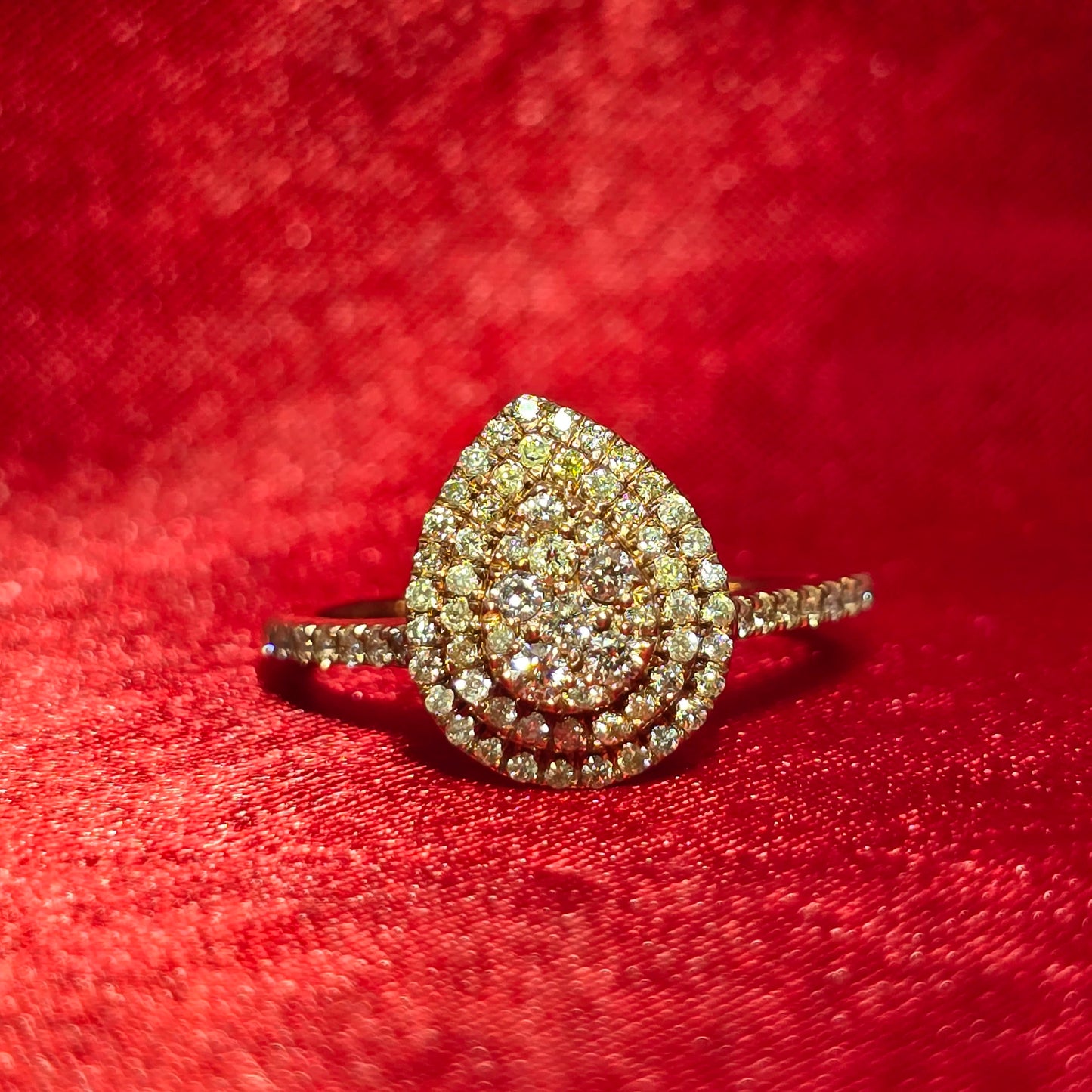 Pear Engagement Ring Diamond 0.80 ctw 10K Yellow Gold