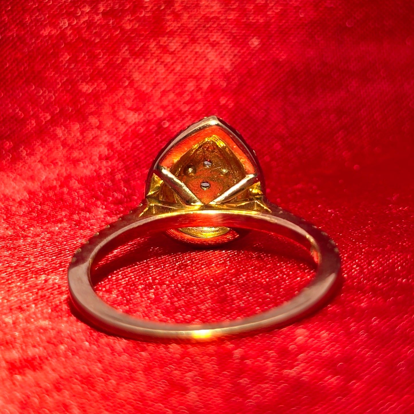 Pear Engagement Ring Diamond 0.80 ctw 10K Yellow Gold