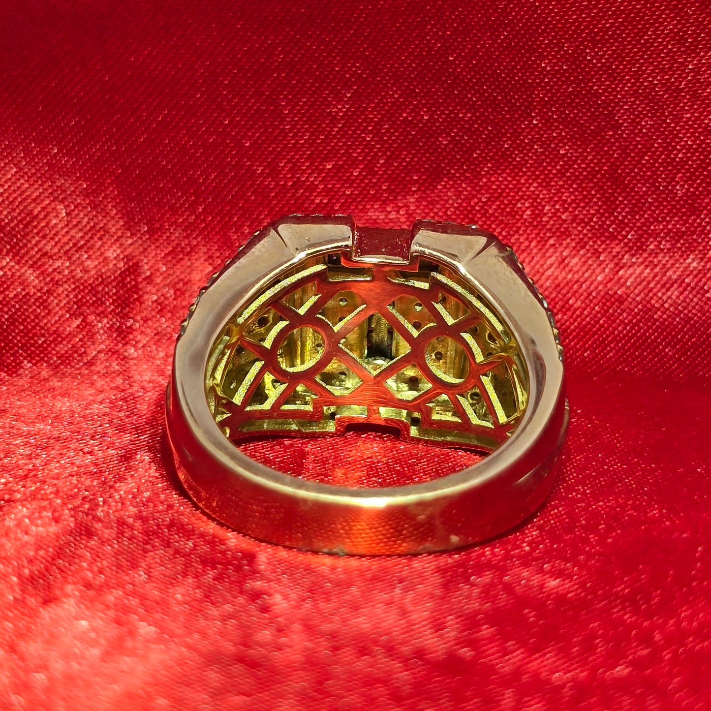 "T" Initial Ring 1.49 ctw Diamond 10K Yellow Gold