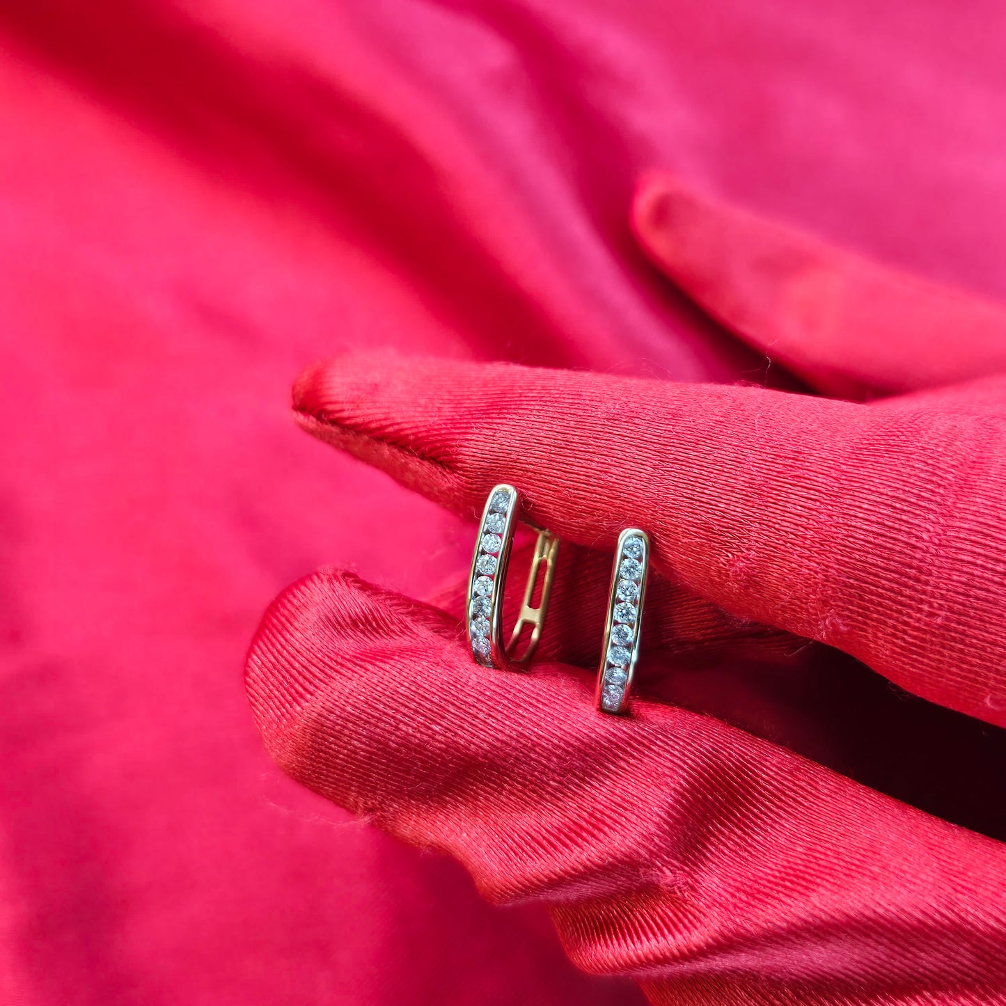 Diamond Hoop Earrings 0.25 ctw 14K Yellow Gold
