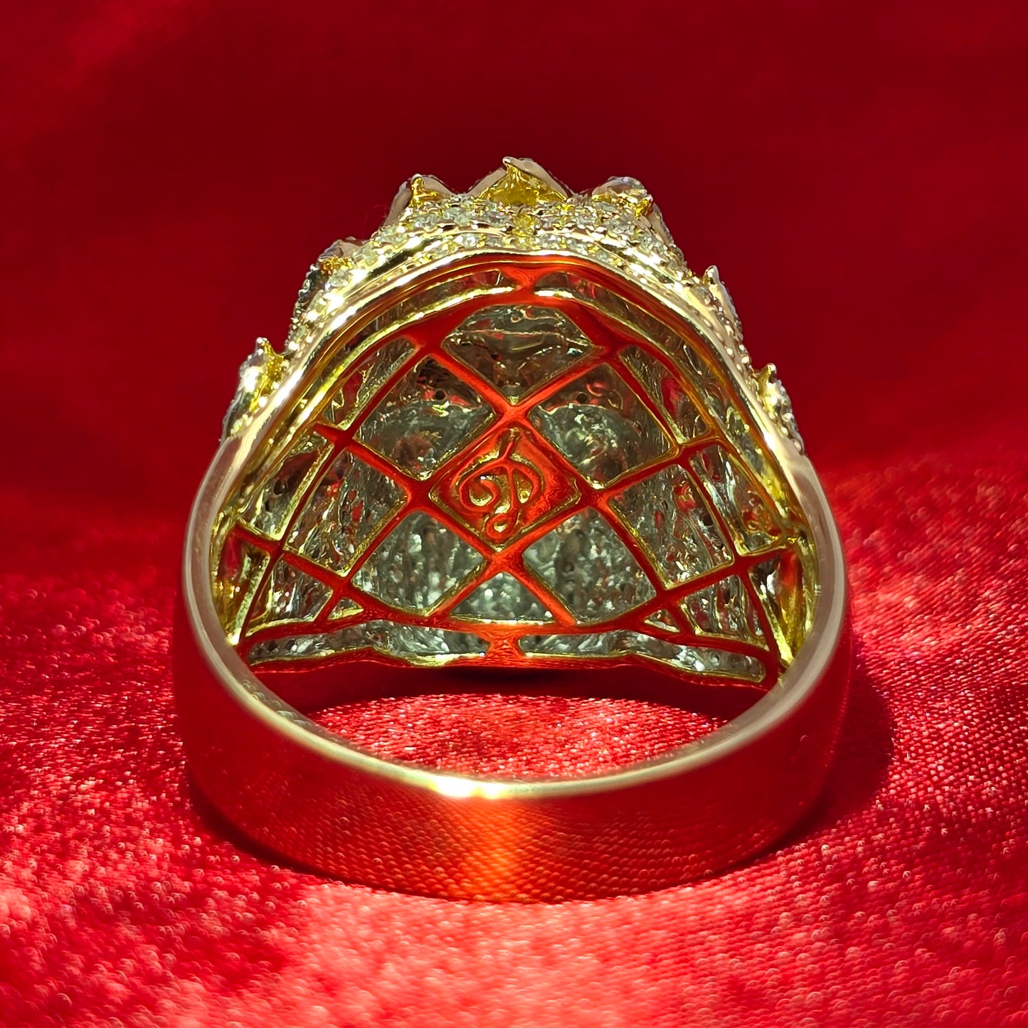 Diamond Jesus Signet Ring 1.05 ctw 10K Yellow Gold