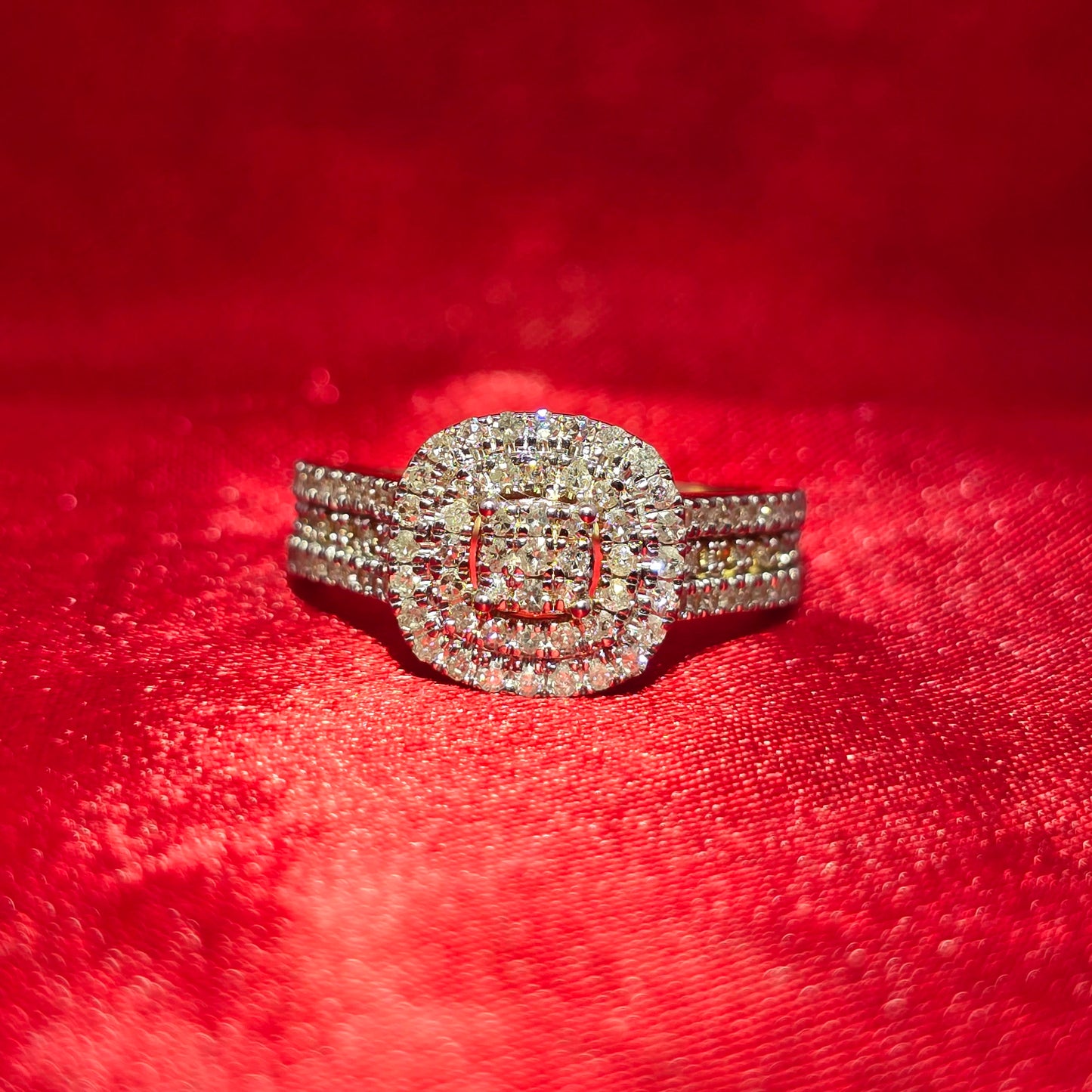 Diamond Engagement Ring 0.73 ctw 10K Yellow Gold