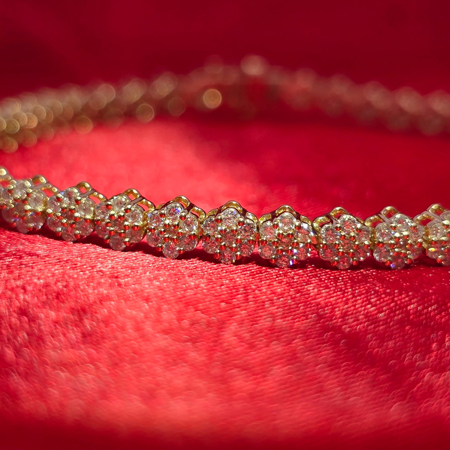 Women's Flower Bracelet 2.60 ctw Diamond 10K Yellow Gold