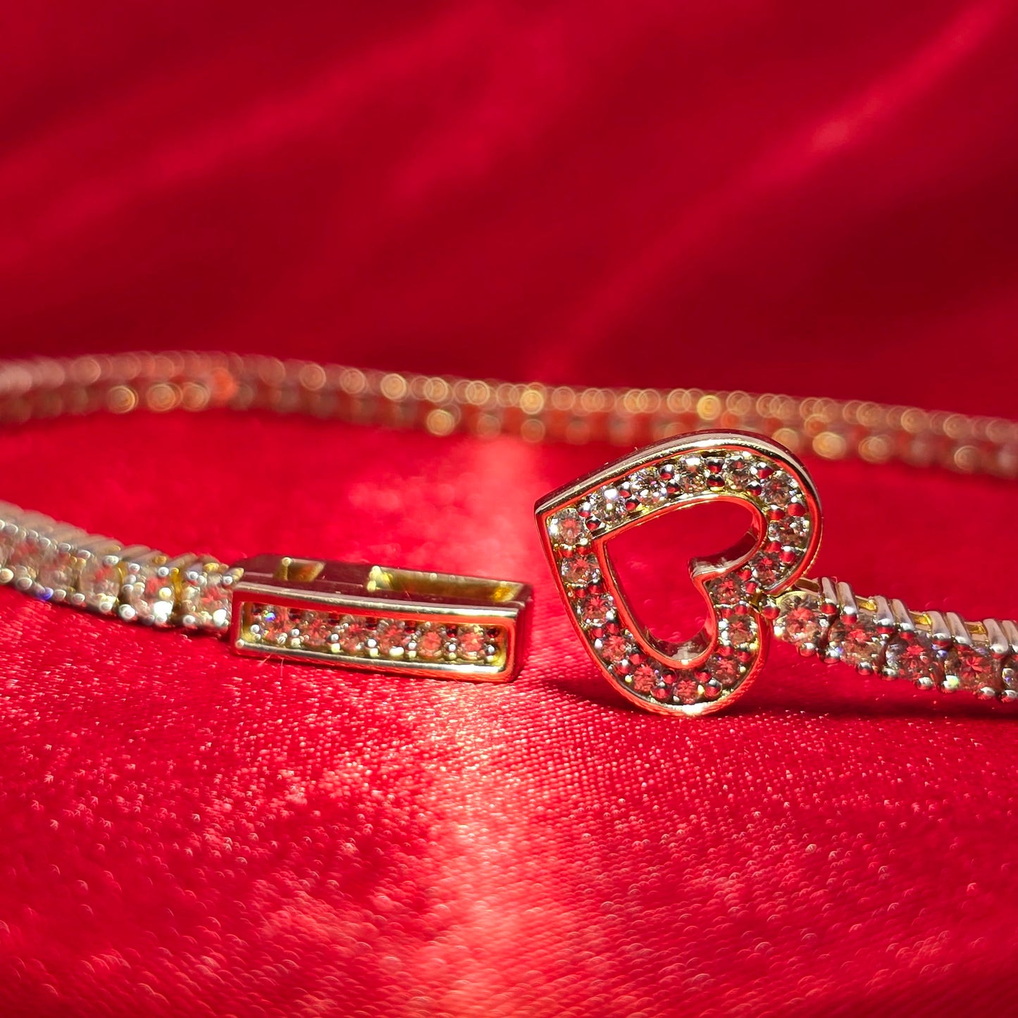 14K Yellow Gold Women's Diamond Tennis Bracelet 3.00ctw with Heart Clasp