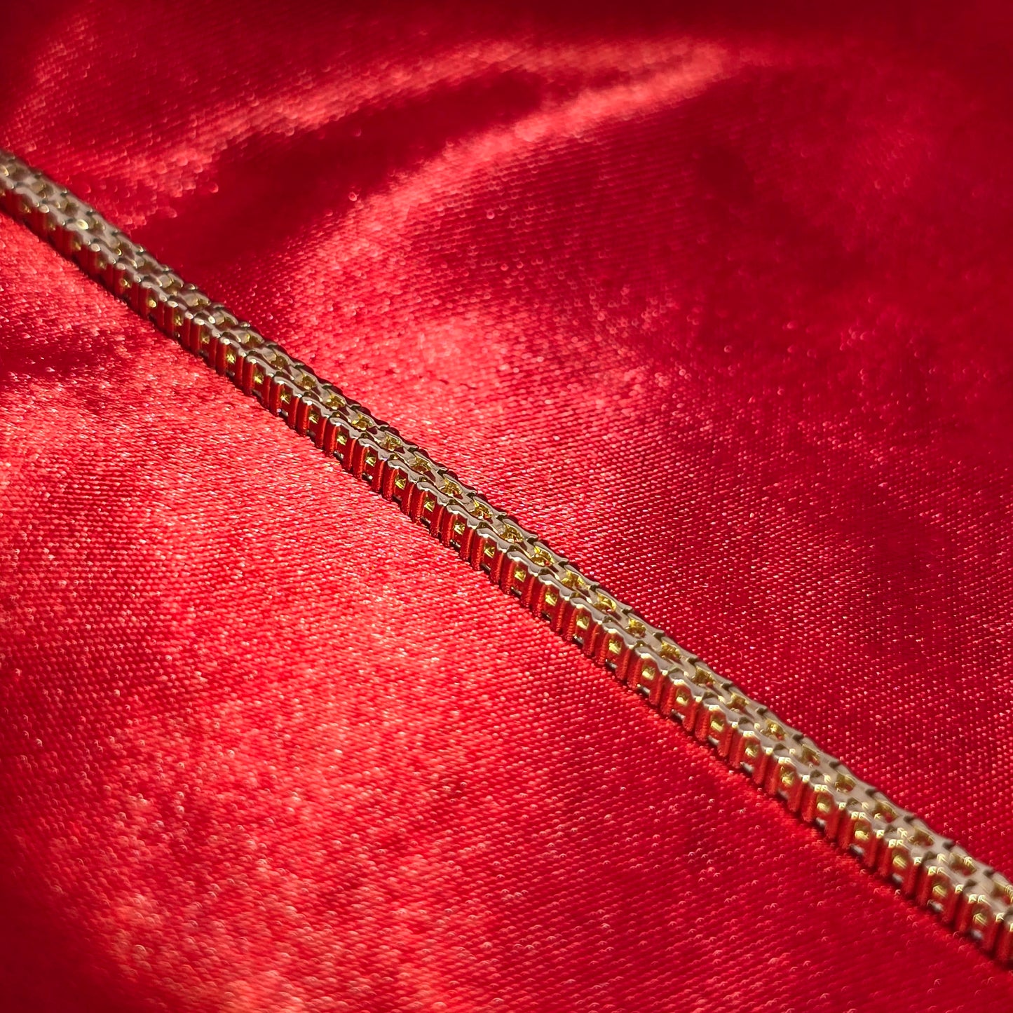 14K Yellow Gold Women's Diamond Tennis Bracelet 3.00ctw with Heart Clasp