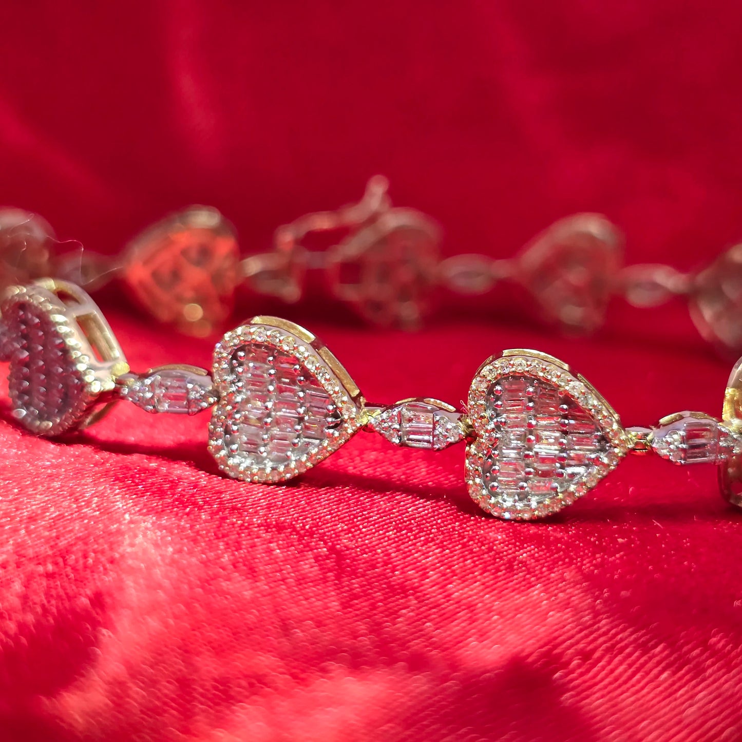 10K Yellow Gold Women's Heart Diamond Bracelet 2.35ctw