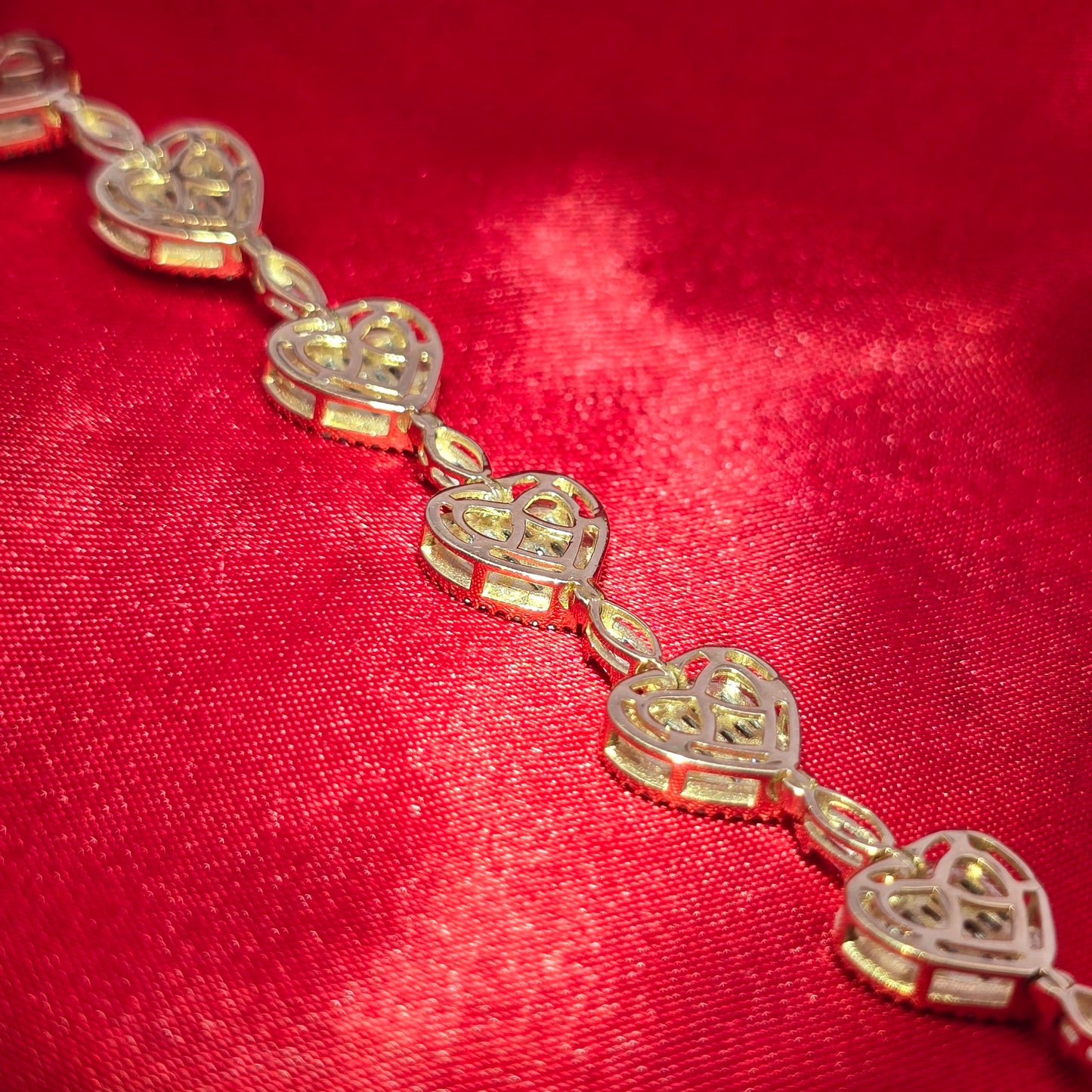 10K Yellow Gold Women's Heart Diamond Bracelet 2.35ctw