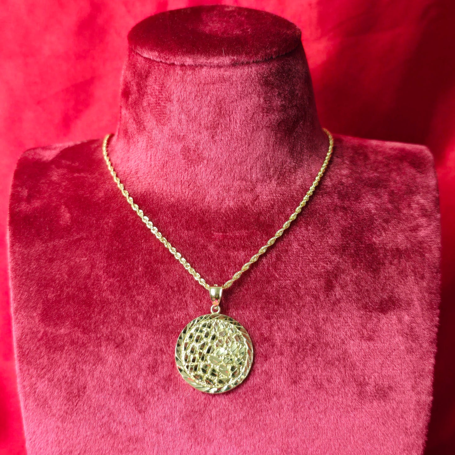 10K Yellow Gold Rope Chain with Diamond-Cut Circular Nugget Pendant | Geometric Nugget Style
