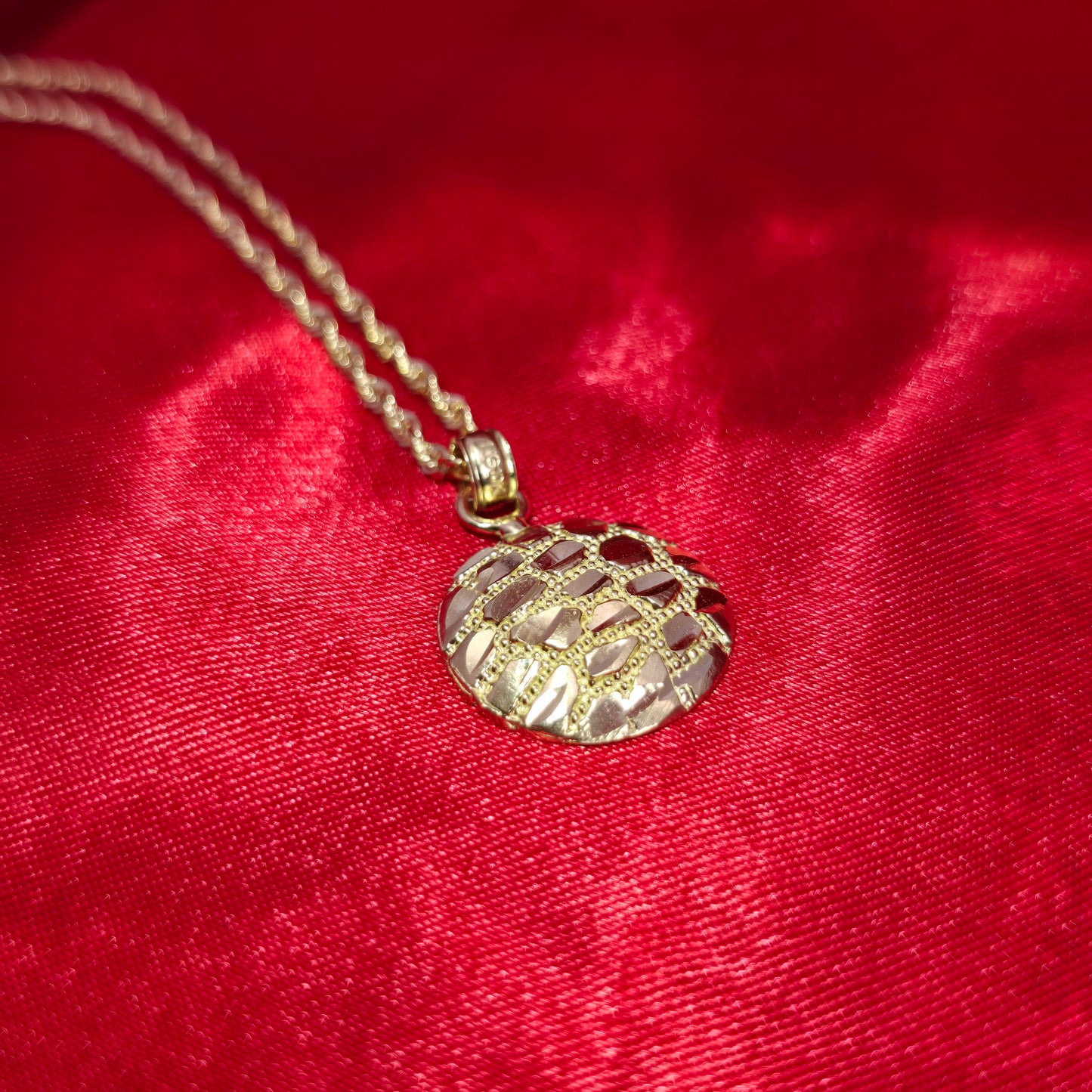 10K Yellow Gold Rope Chain with Small Round Nugget Pendant | Textured Circle Design