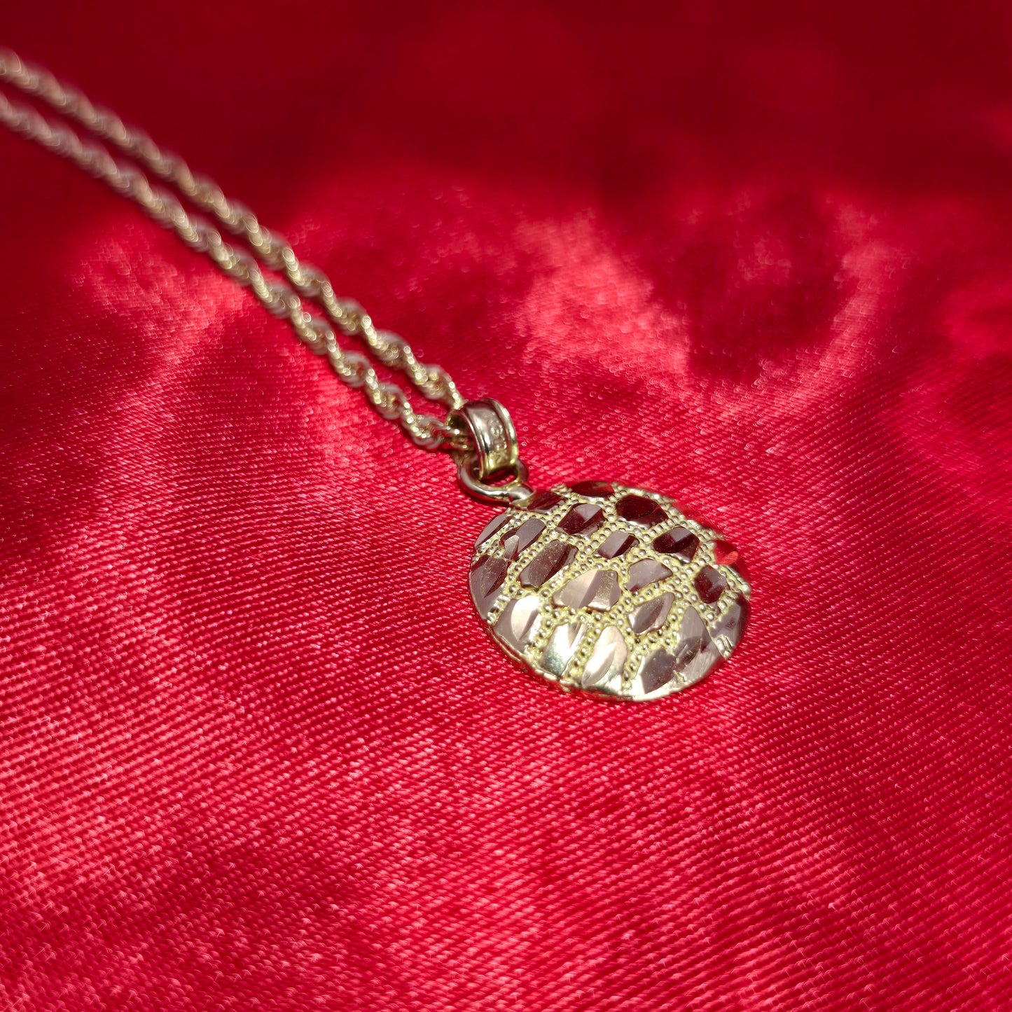 10K Yellow Gold Rope Chain with Small Round Nugget Pendant | Textured Circle Design