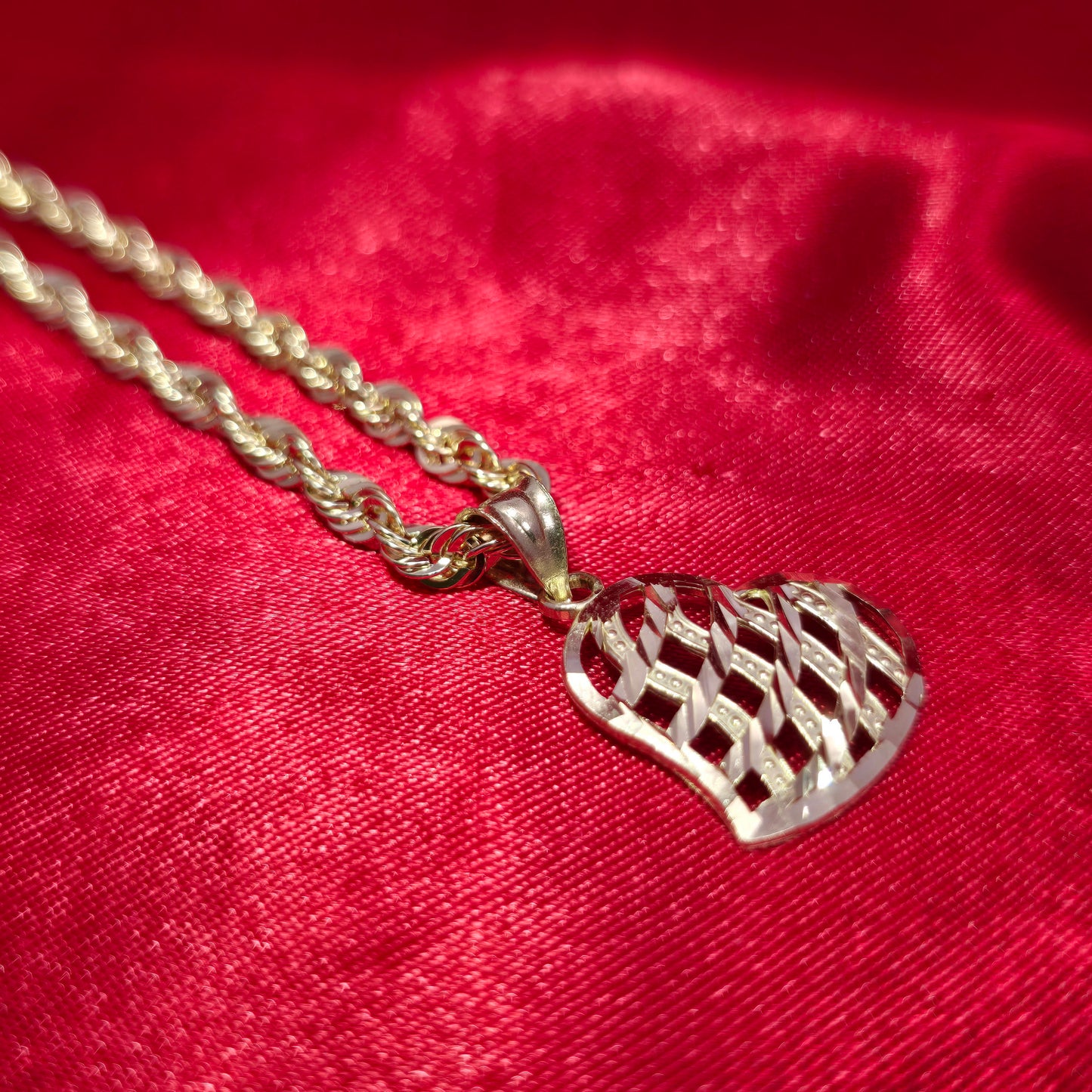 10K Yellow Gold Rope Chain with Diamond-Cut Heart Pendant | Open Lattice Design
