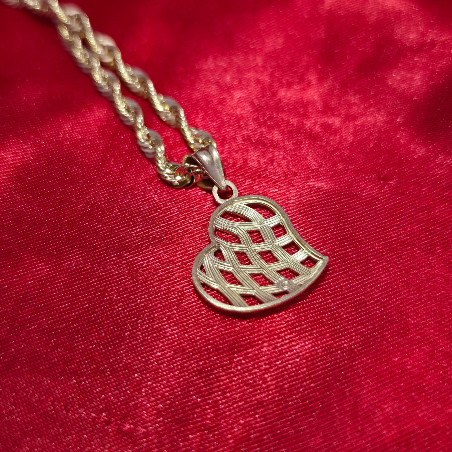 10K Yellow Gold Rope Chain with Diamond-Cut Heart Pendant | Open Lattice Design