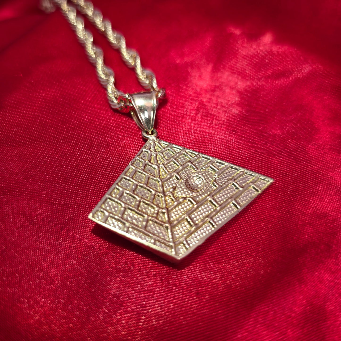 10K Gold Egyptian Horus Eye Pendant with 10K Rope Chain 20"