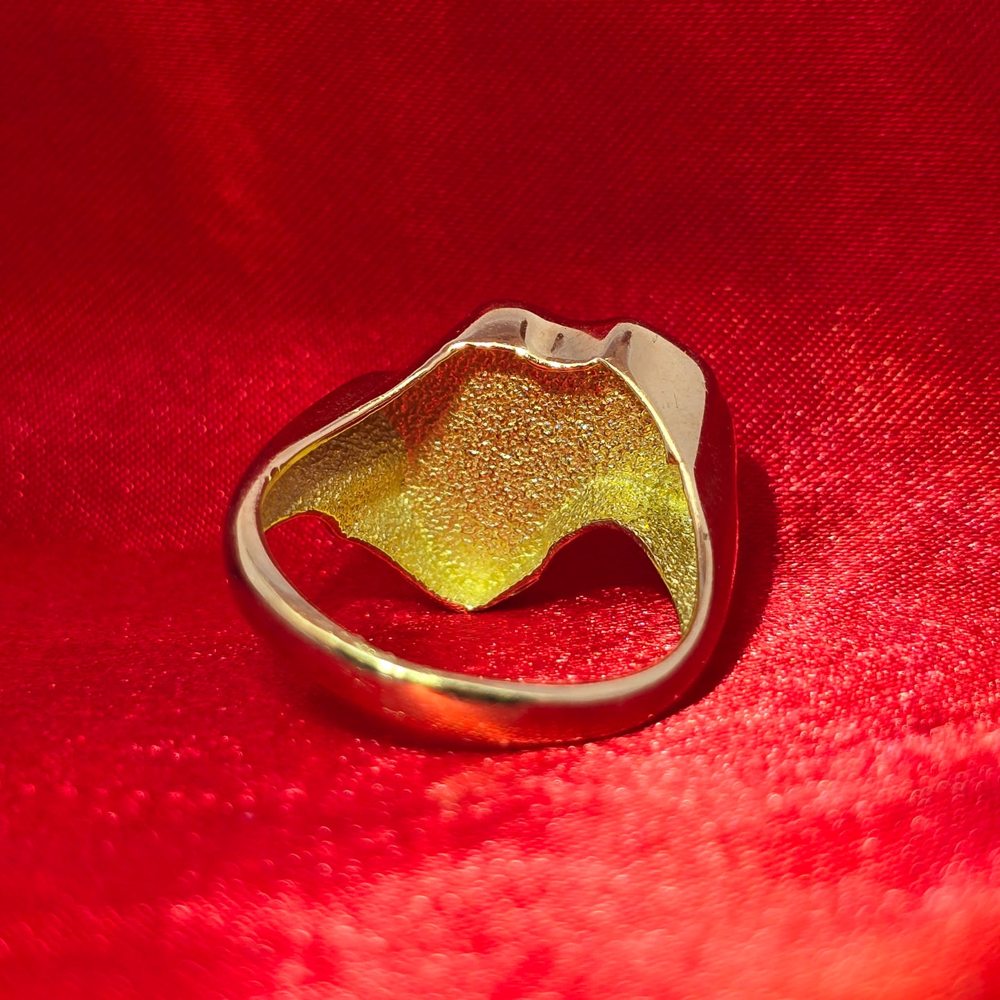 10K Luxury Gold Africa Map Ring