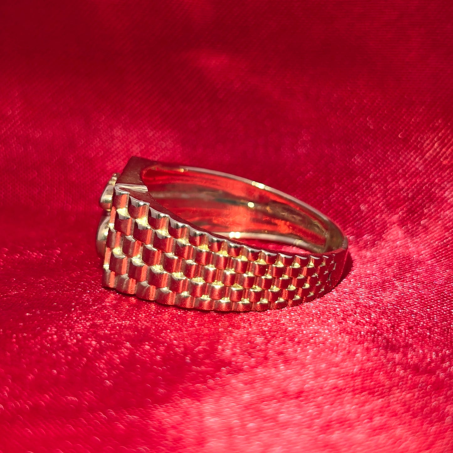 10K Gold Dollar Sign Ring – Iced-Out Style Statement