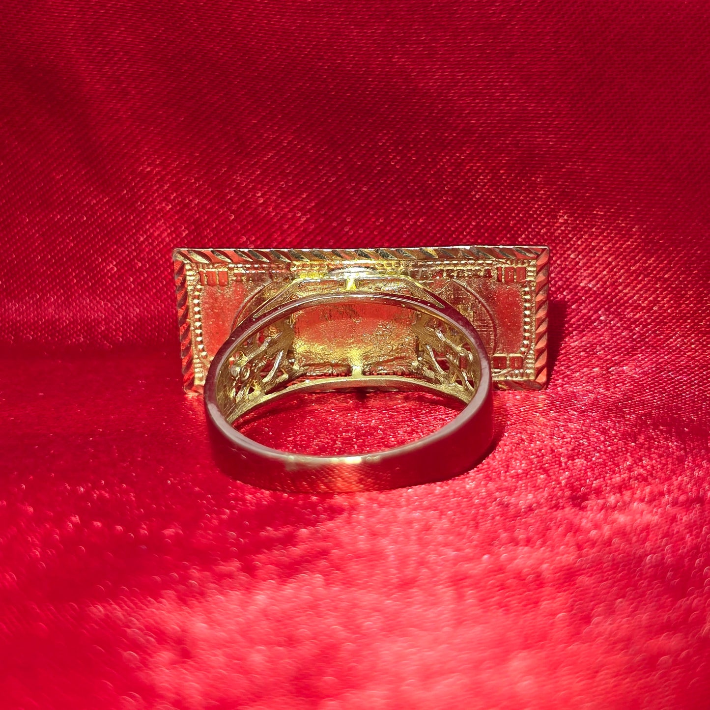10K Gold $100 Dollar Bill Ring – Benjamin Franklin Engraved Statement Ring