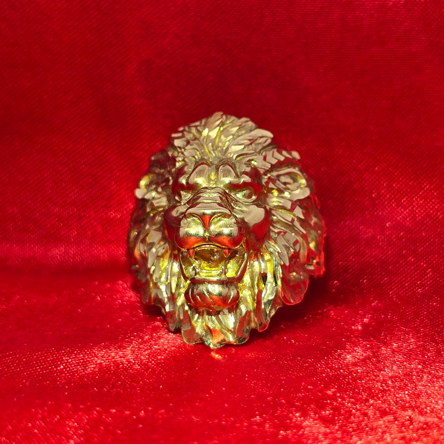 10K Gold Lion Head Ring for Men – Bold & Powerful Statement Piece