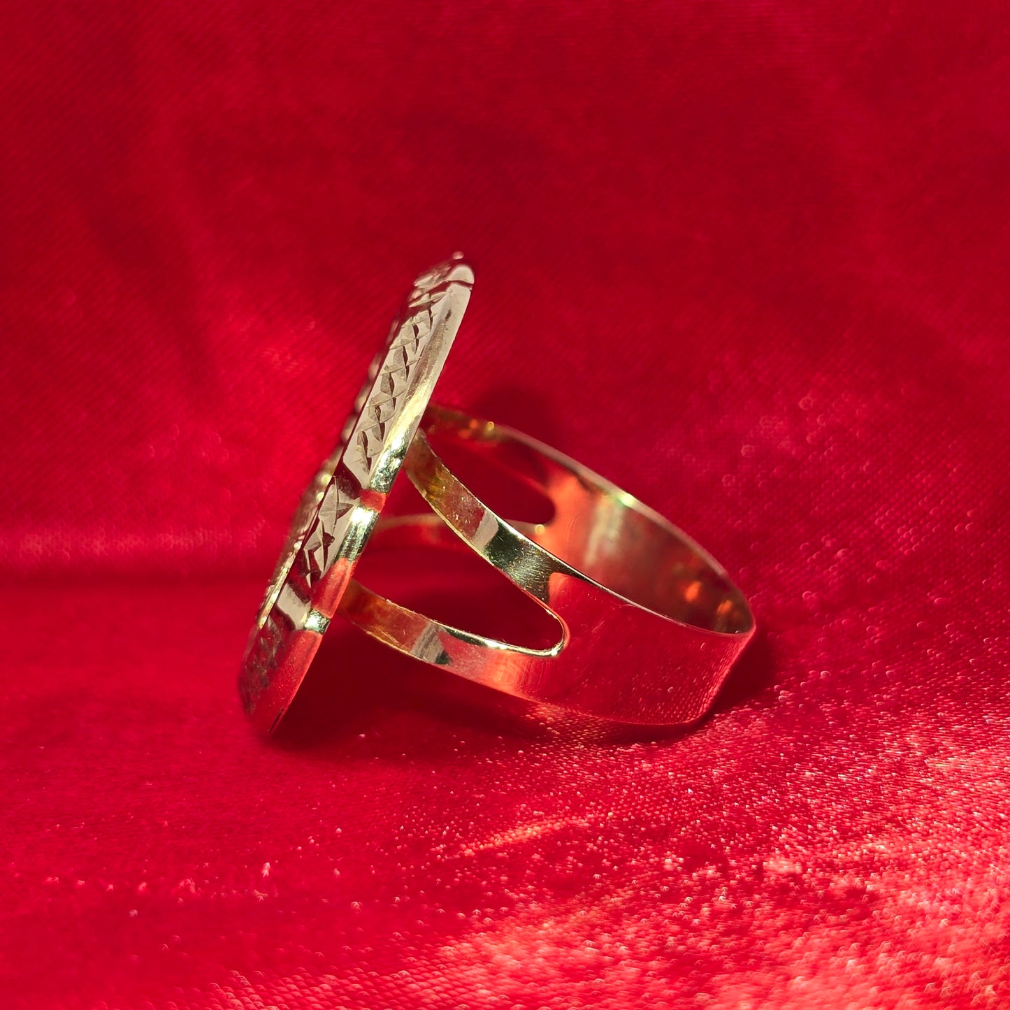 10K Gold Last Supper Ring – Round Apostles Religious Ring for Men
