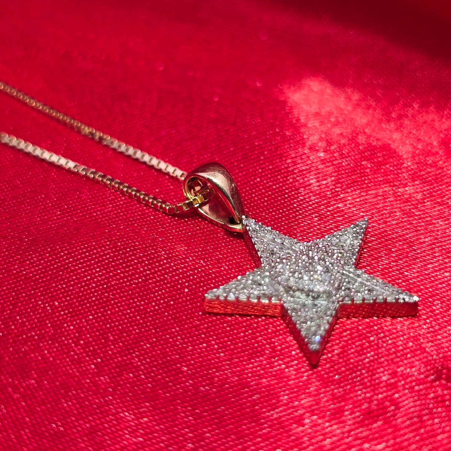 10K Yellow Gold Diamond Star Pendant with Heart Center & Box Chain | 0.25 CTW Women’s Necklace