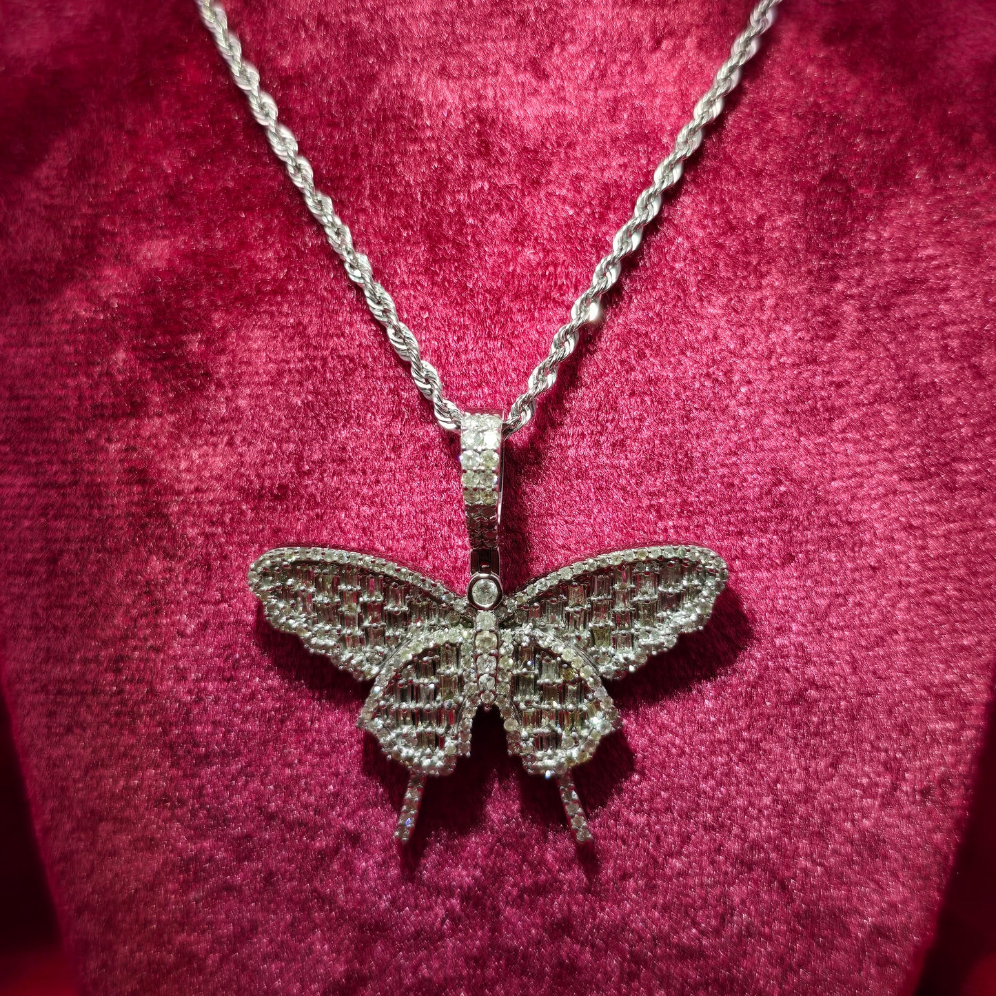 10k White Gold Farandole Butterfly Necklace Set 2.25 ctw