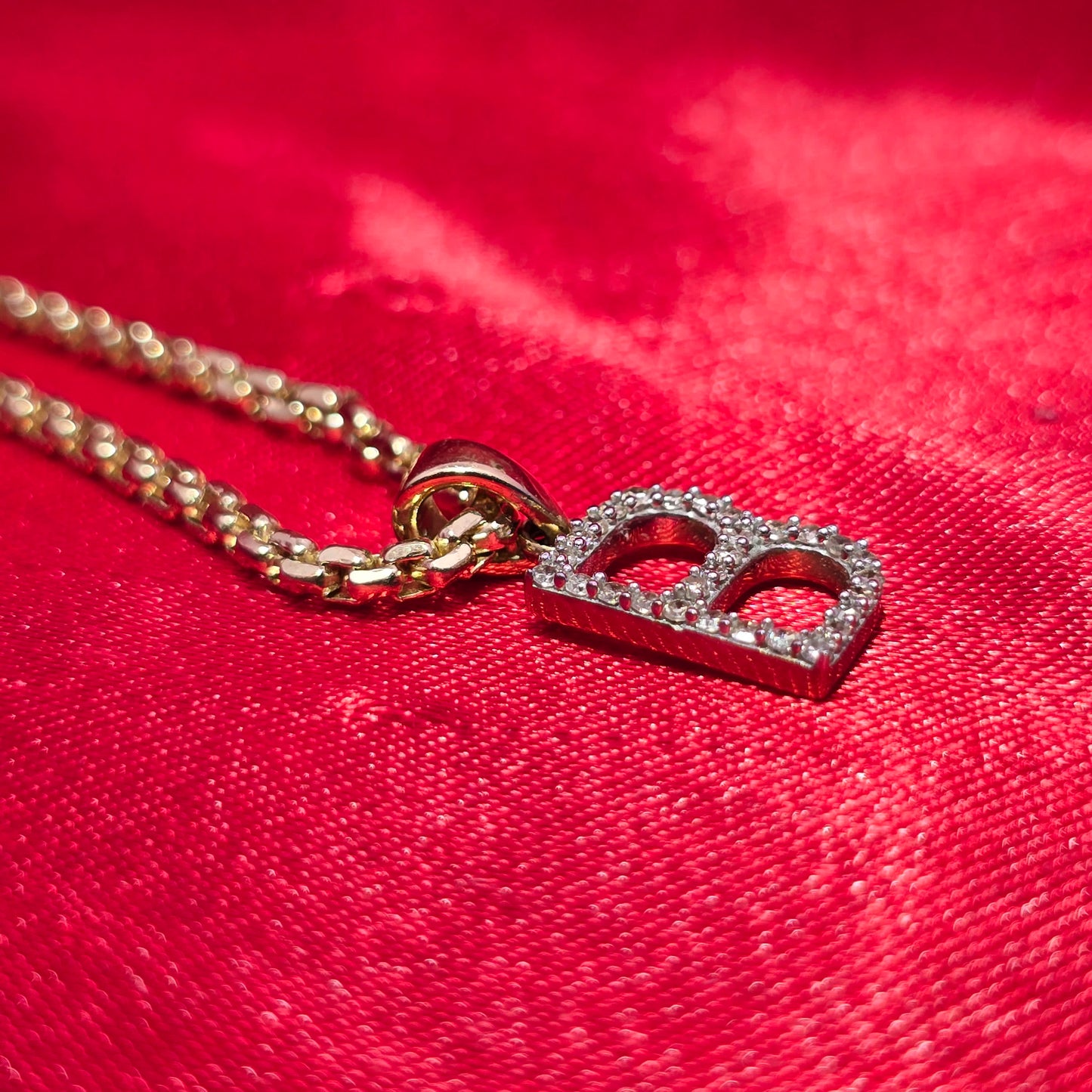 10K Yellow Gold Diamond Initial "B" Pendant Necklace – 1/12 CTW | Personalized Luxury | Jewelry Palace