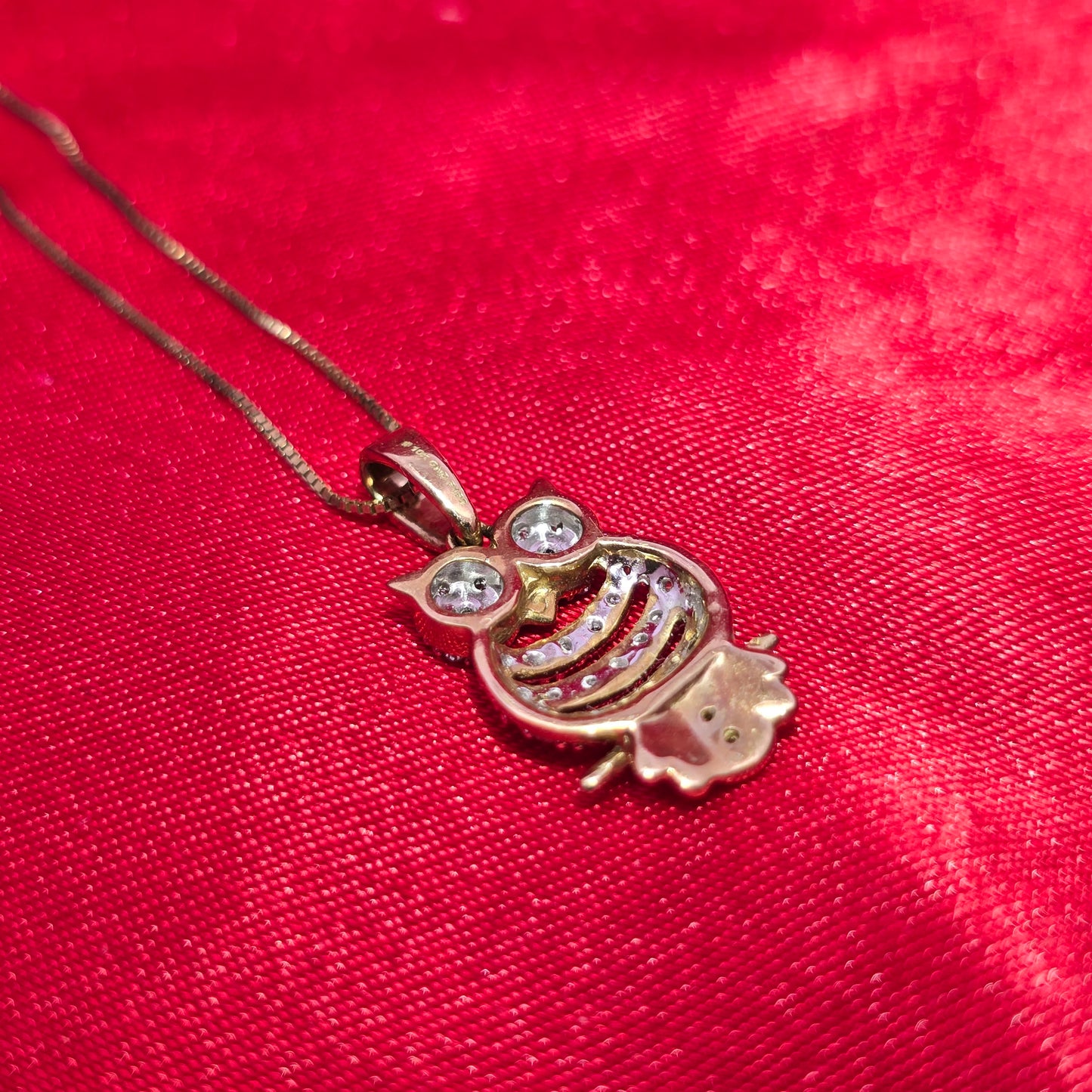 10K Yellow Gold Diamond Owl Pendant Necklace for Women | 1/6 CTW