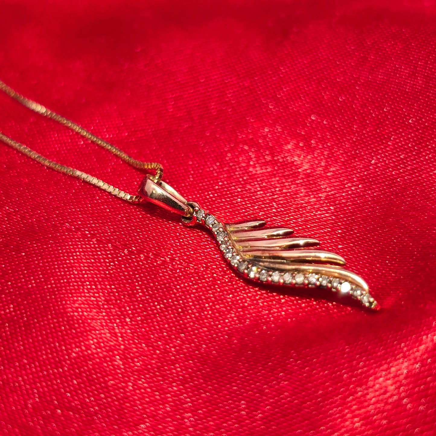 10K Yellow Gold Diamond Angel Wing Pendant Necklace for Women | 0.10 CTW