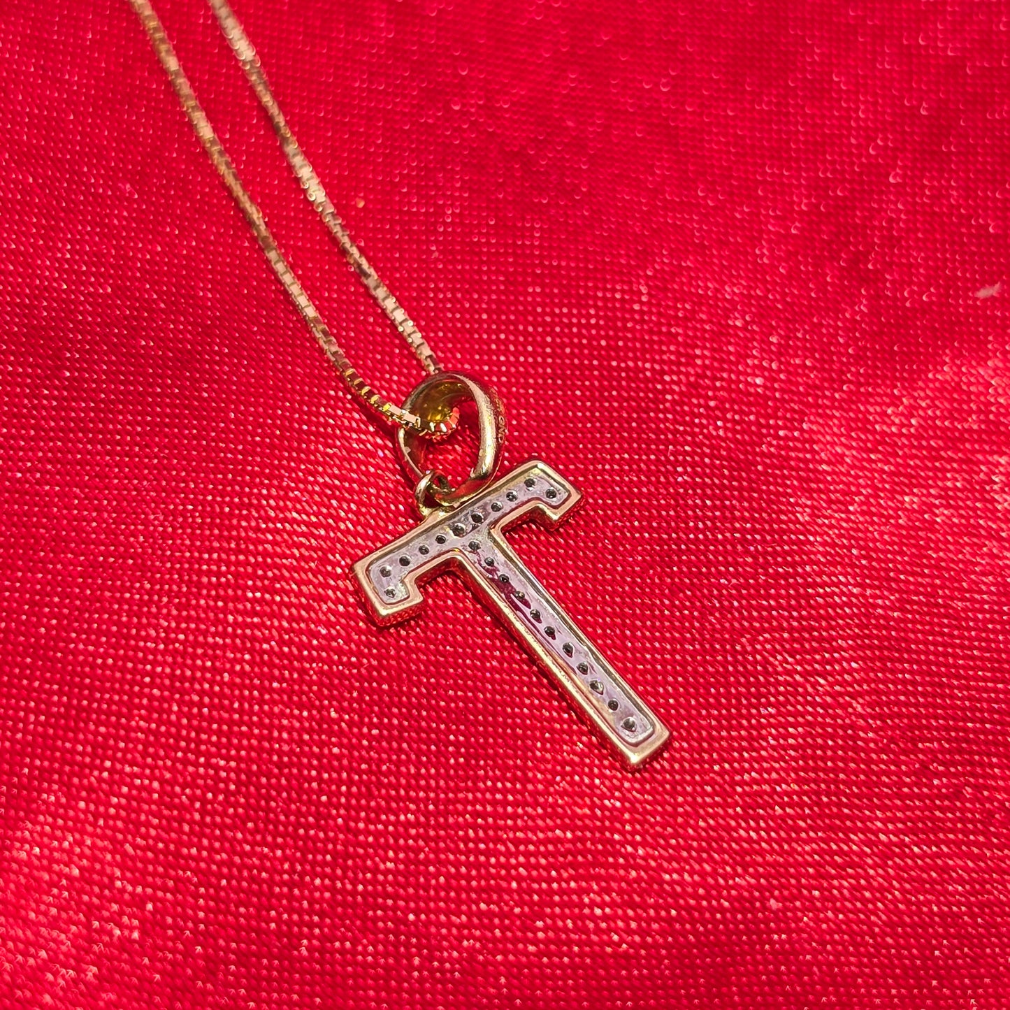 10K Yellow Gold Diamond "T" Initial Pendant Necklace for Women | 1/2 CTW
