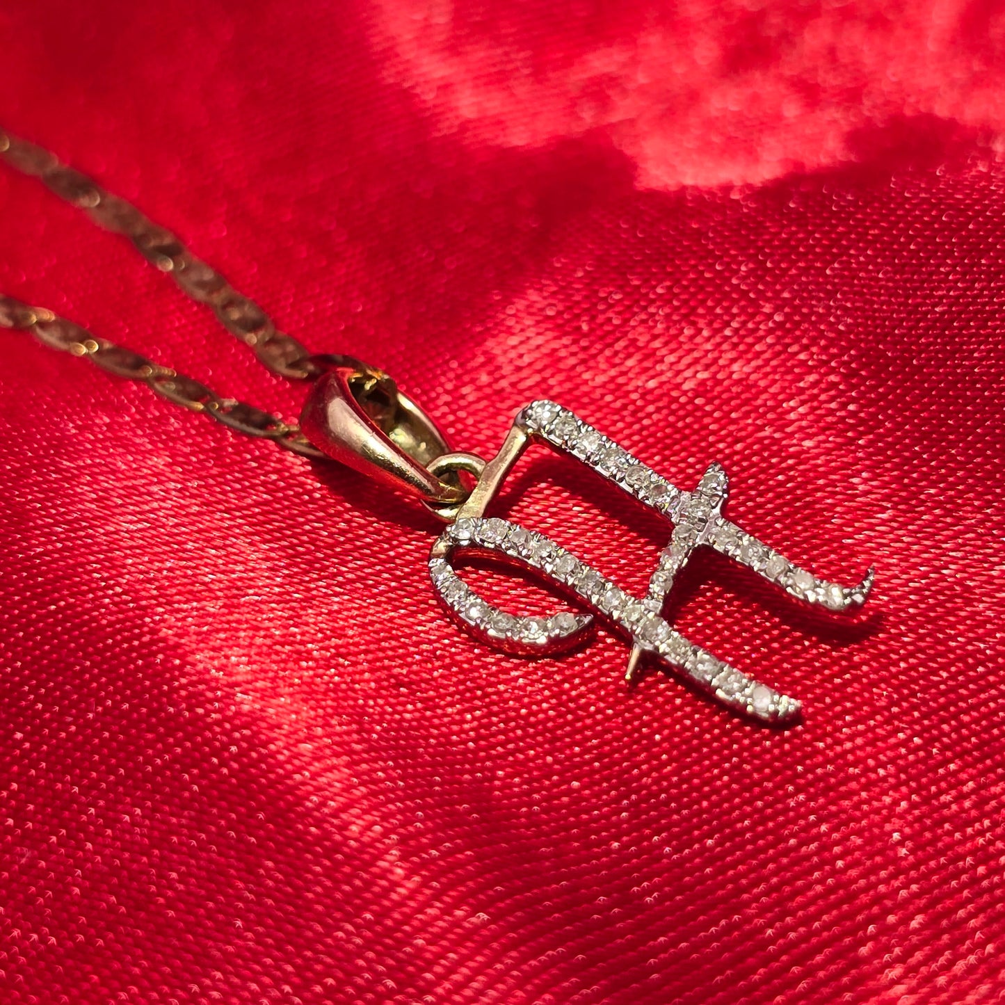10K Yellow Gold Diamond "H" Initial Pendant Necklace for Women | 0.15 CTW