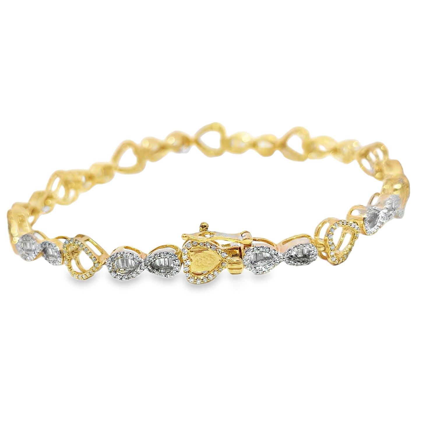 Women's Infinity Heart Bracelet 1.50 ctw Diamond 10K Yellow Gold