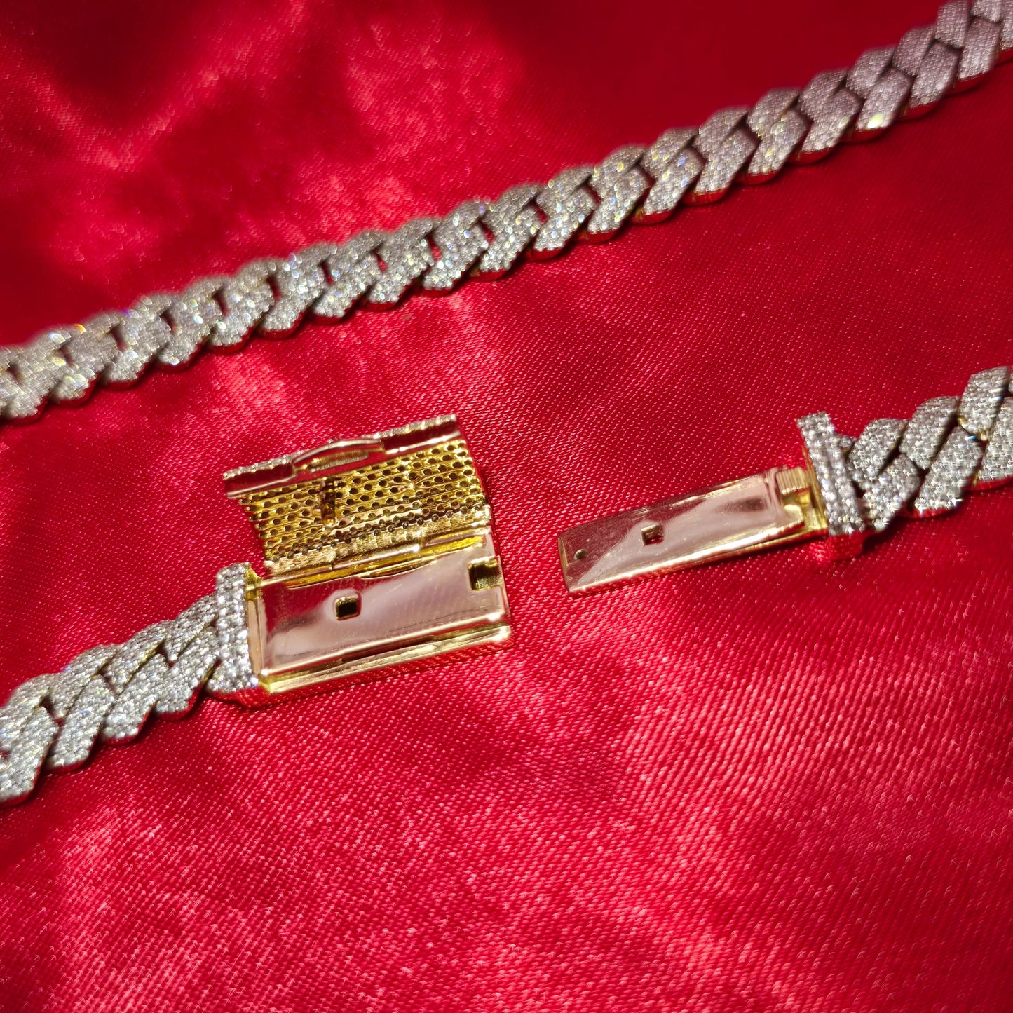 9mm Cuban Link in 10K Gold And Natural VS Diamonds