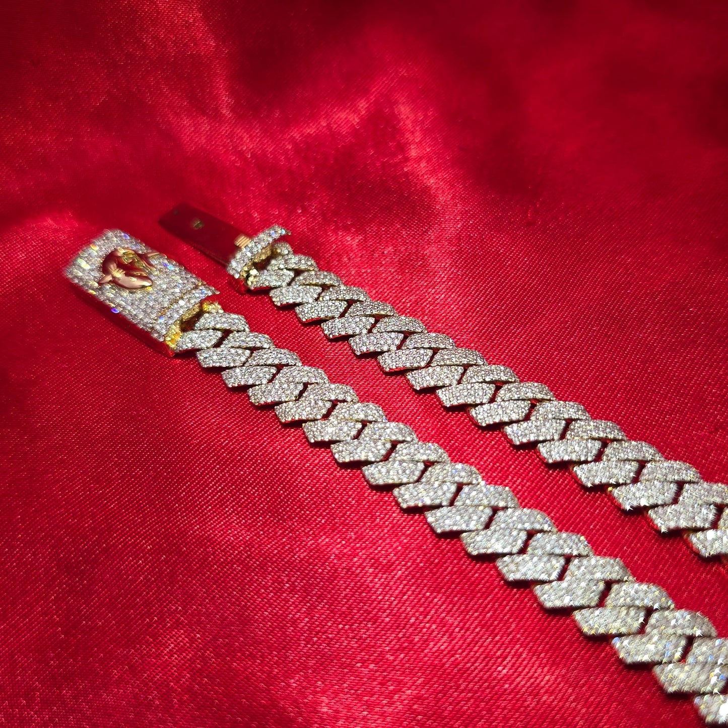 9mm Cuban Link in 10K Gold And Natural VS Diamonds