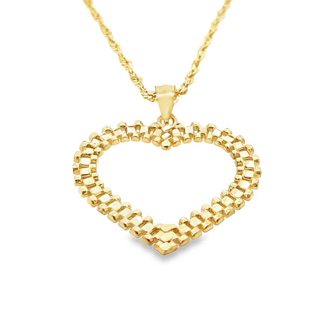 Representing Gold Heart Pendant a Symbol of Love and Elegance