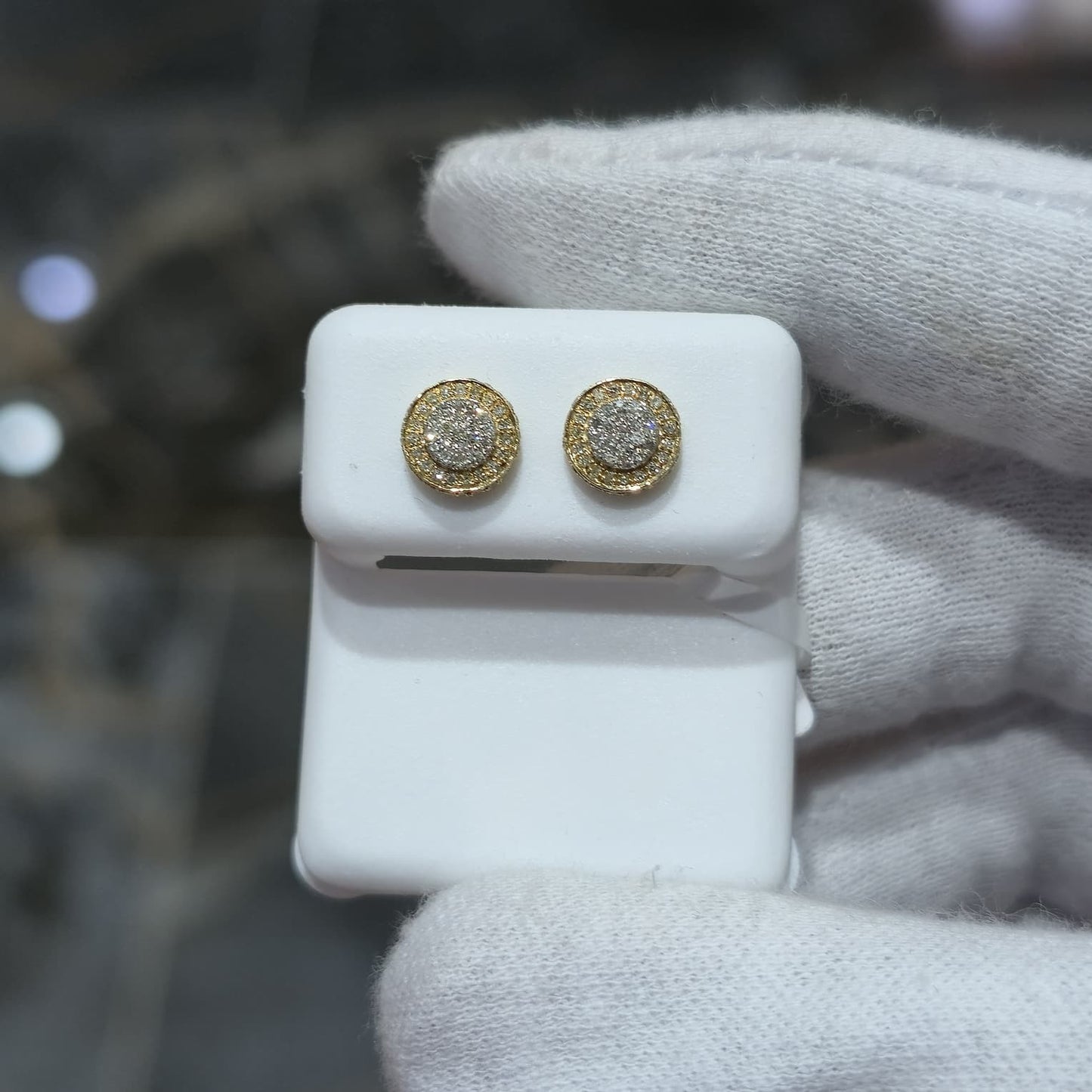 10K Gold Cluster Real Diamond Halo Round Studs Earrings .25ct 6.5mm Screwbac