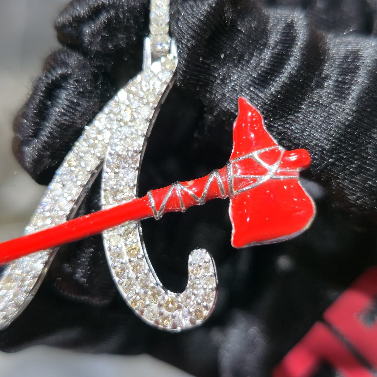 10K White Gold Atlanta Drip Pendant 2.50ctw Diamond Red Enamel Iced Out 2"