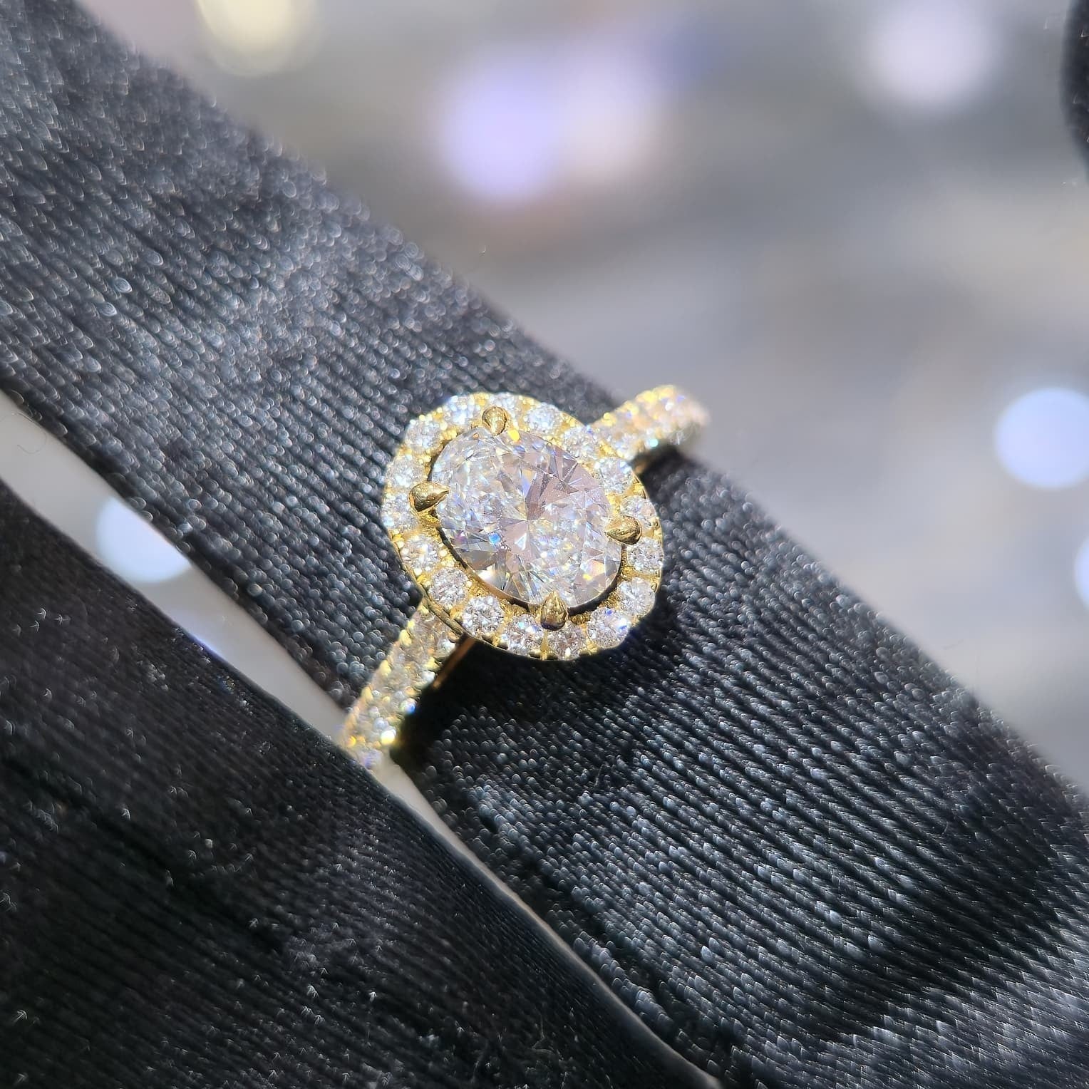 14K Yellow Gold Lab Grown Diamond Ring 1.00 ct Center Women Fine Jewellery