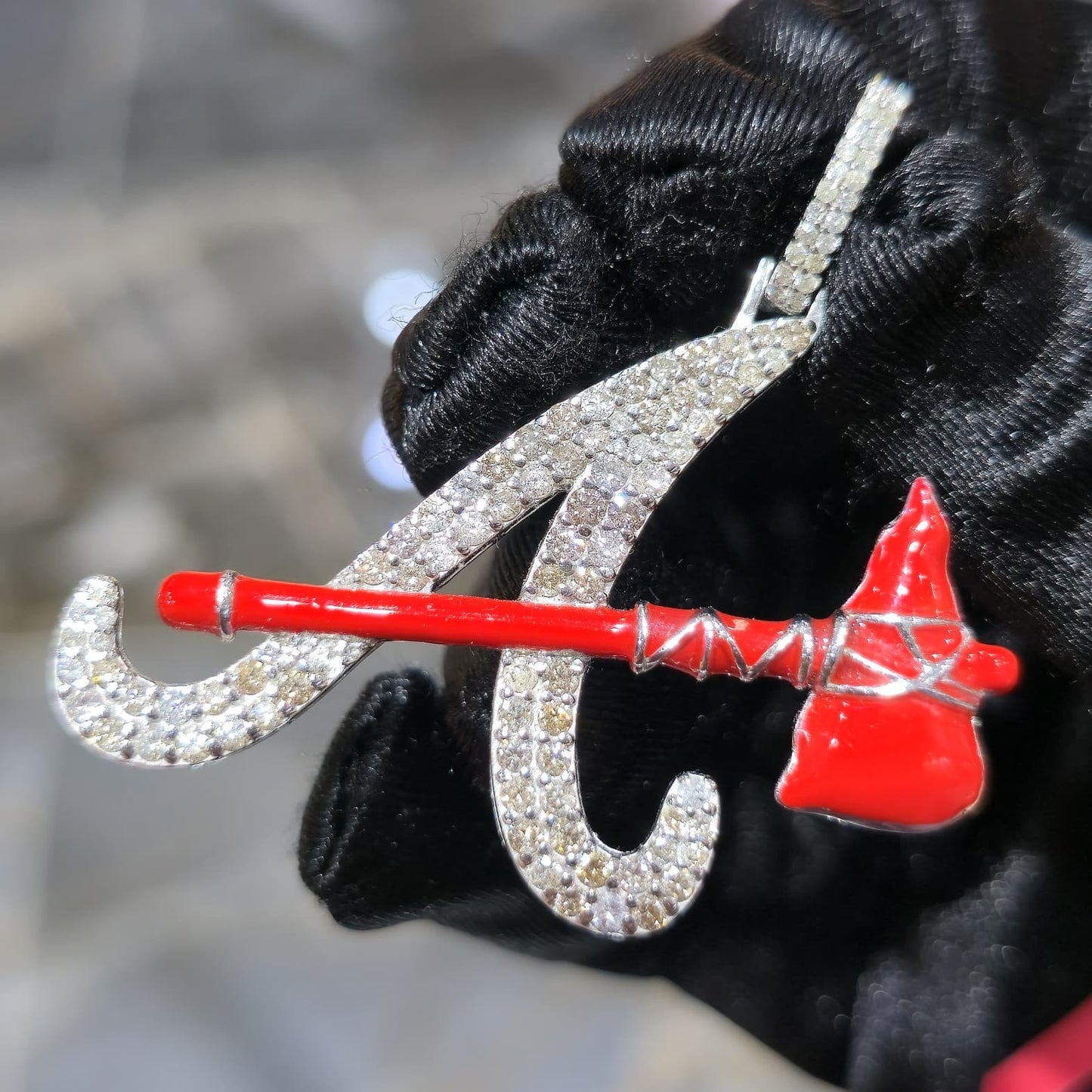 10K White Gold Atlanta Drip Pendant 2.50ctw Diamond Red Enamel Iced Out 2"