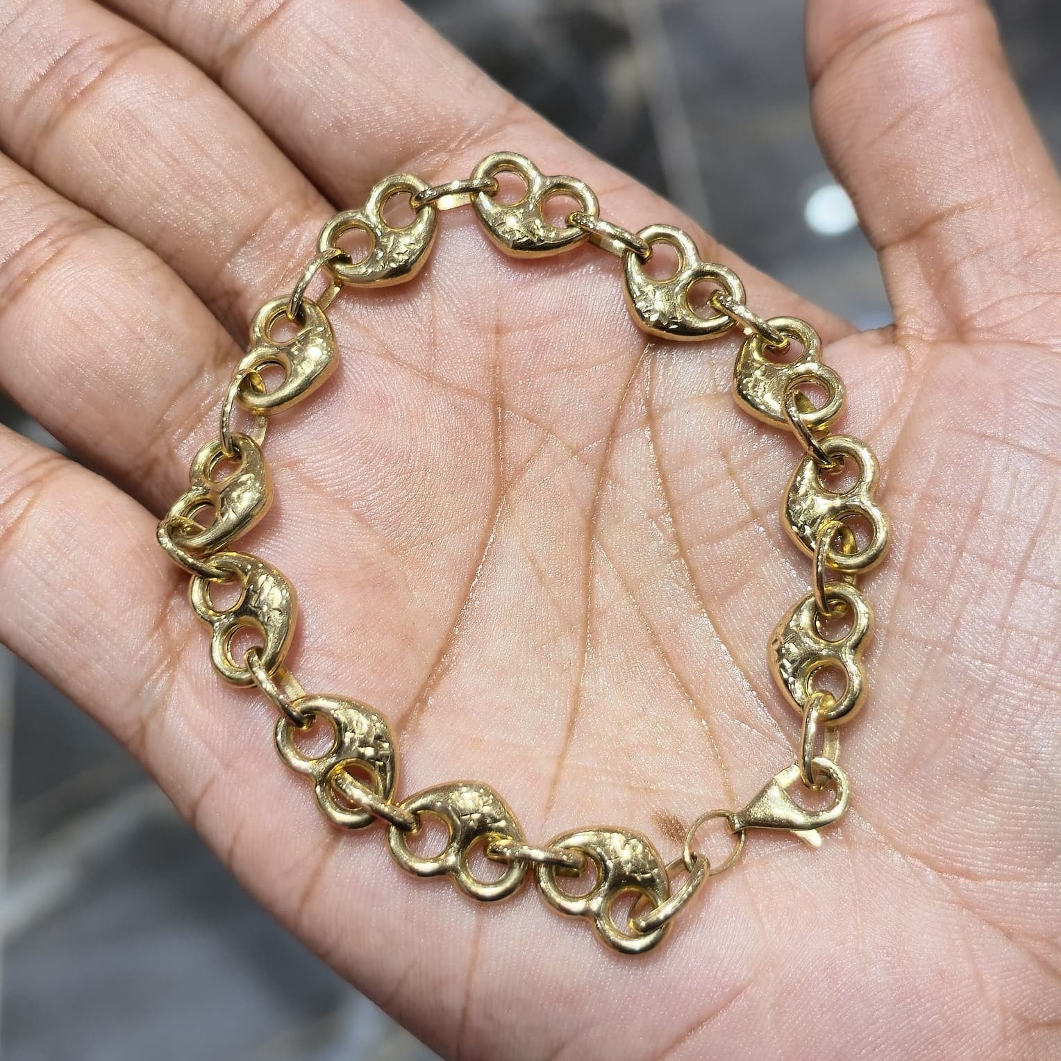 10K Yellow Gold Puff Heart Link Bracelet 8” – Classic Polished Heart Chain